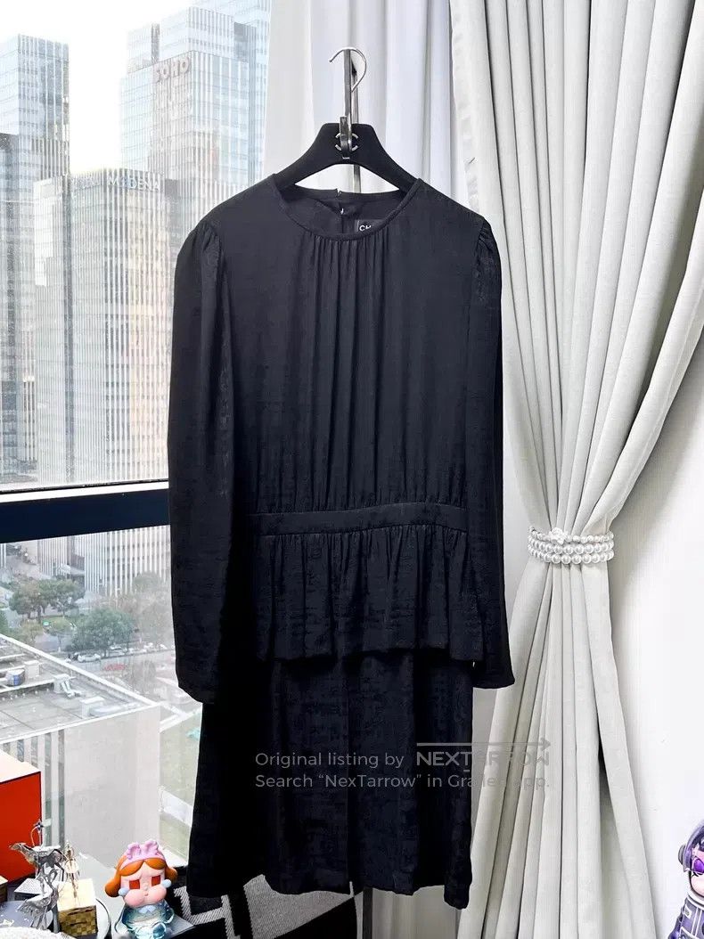 Chanel Chanel Dark pattern print double C puff sleeve cake prince Size S / US 4 / IT 40 - 1 Thumbnail