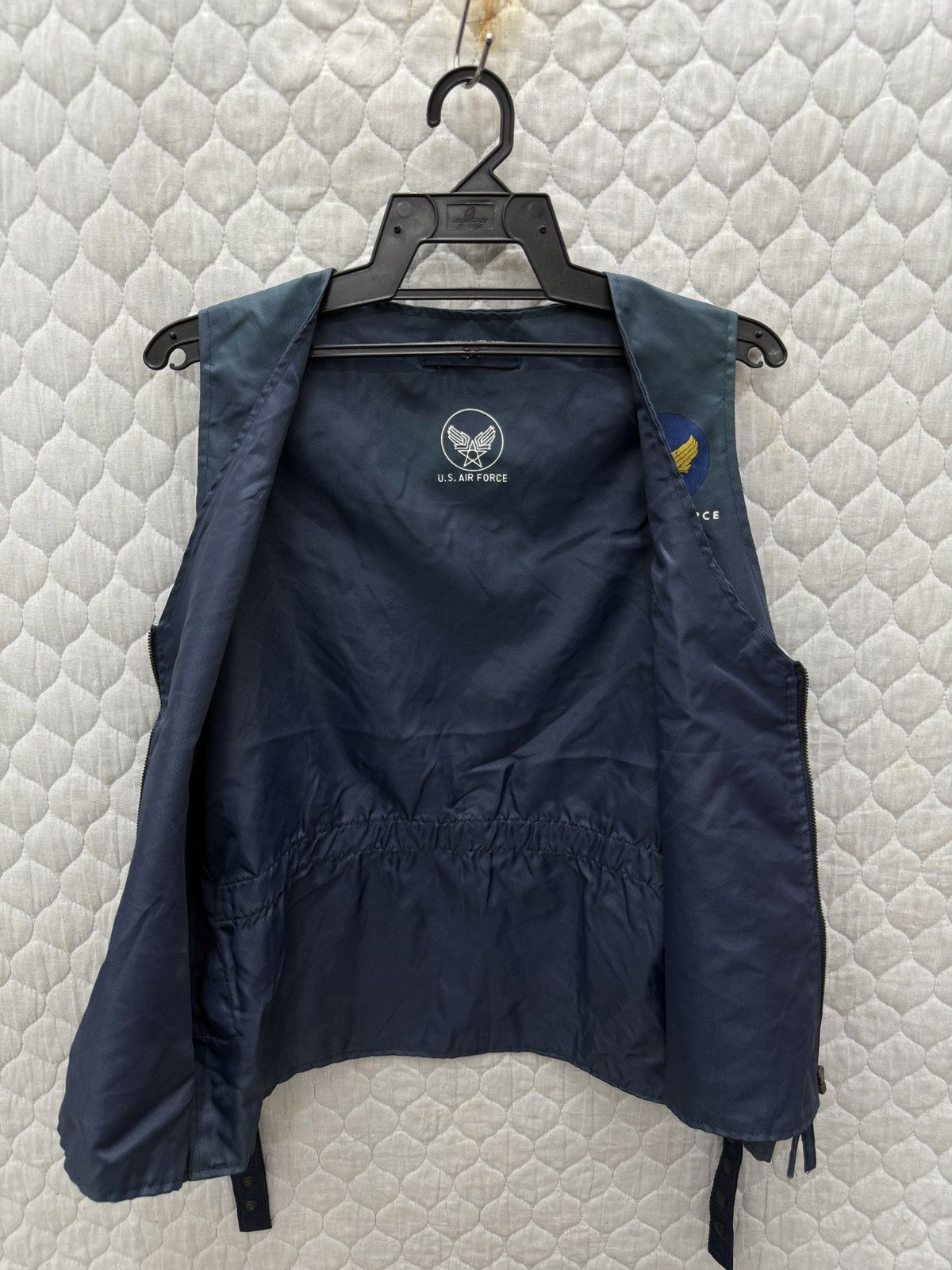 Other 🔥🔥🔥STEALS US AIR FORCE VEST Size US M / EU 48-50 / 2 - 5 Thumbnail