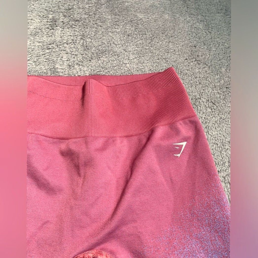 Gymshark **Gymshark Blue Pink Biker Shorts** User: **Gymshark Blue Biker Shorts** Pink Regular Size S Size 28" / US 6 / IT 42 - 2 Thumbnail