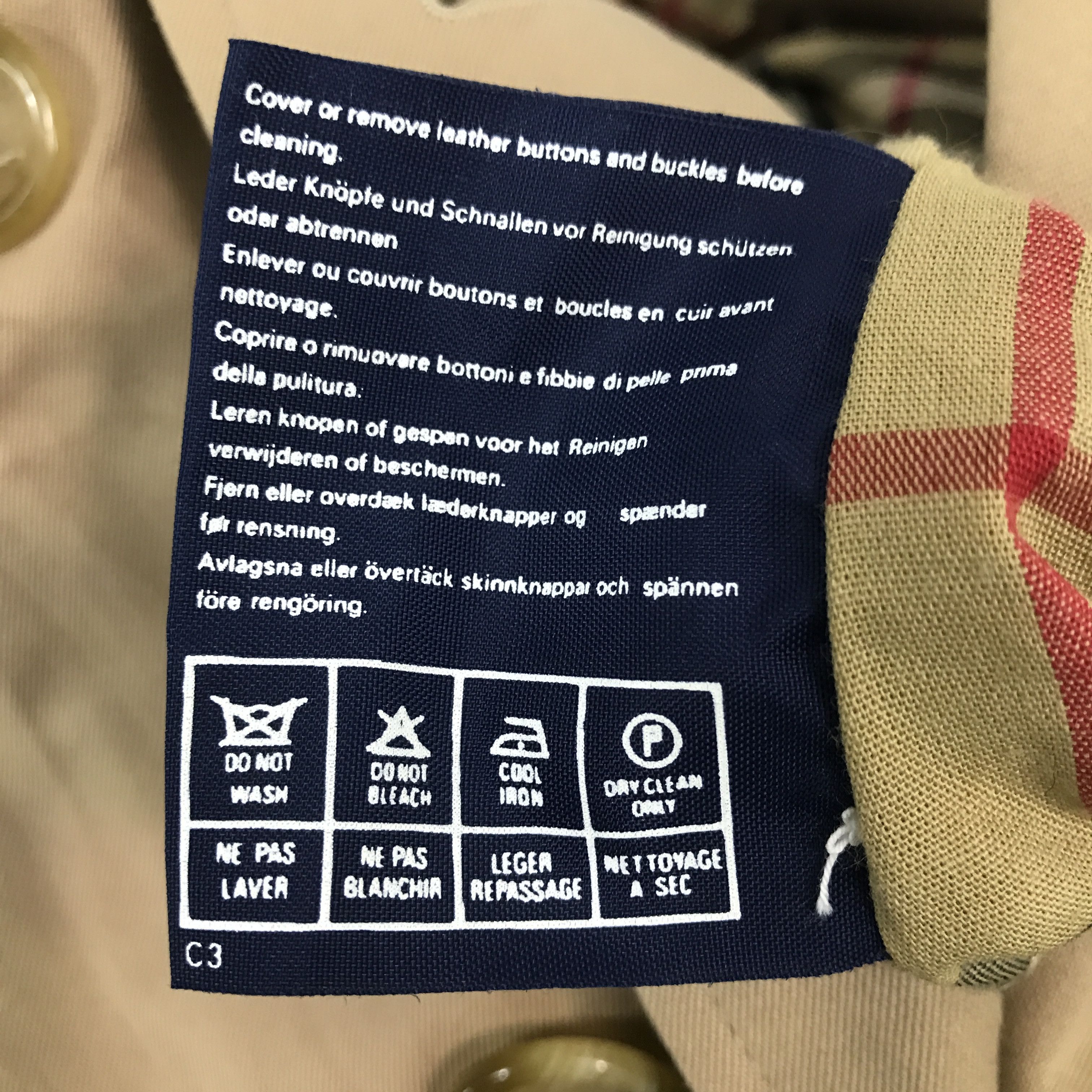 Burberry × Vintage Vintage Burberry bondage button parkas Jacket Size US M / EU 48-50 / 2 - 12 Thumbnail