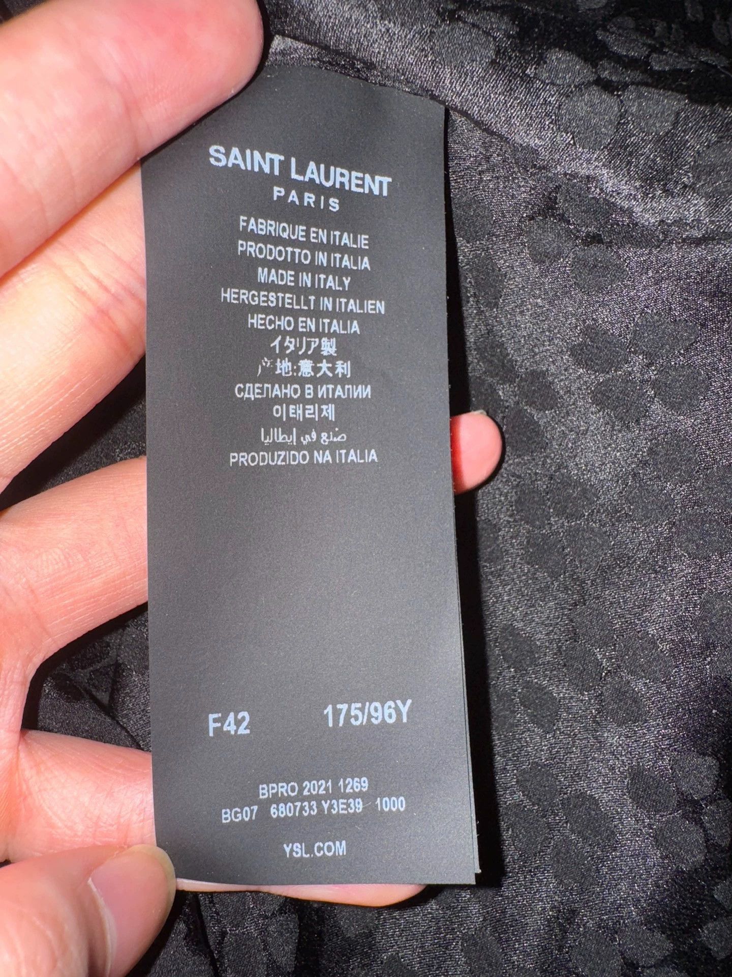 Saint Laurent Paris SLP22S silk Black Samurai shirt with all-over clover print Size L / US 10 / IT 46 - 7 Thumbnail