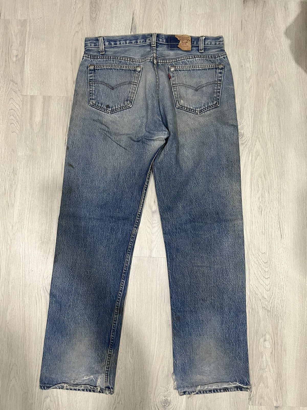 Levi's × Vintage Jeans 90’s Levi’s 501 Vintage Distressed Size US 33 - 1 Thumbnail