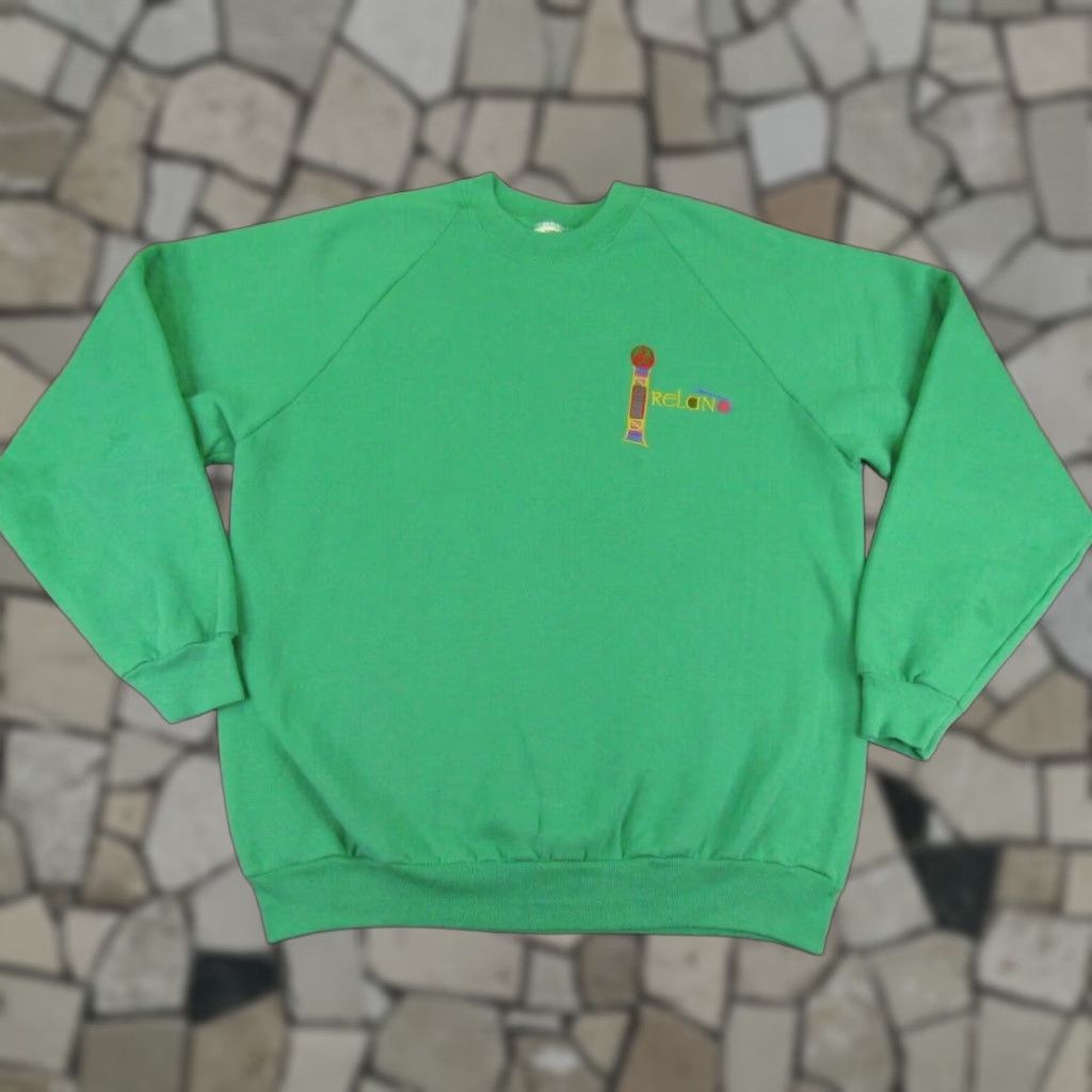 Vintage VINTAGE Screen Stars Sweatshirt Mens L Green Ireland 90s Crew Neck Pullover Embroidered Logo Knit Sweatshirt Size US L / EU 52-54 / 3 - 1 Thumbnail