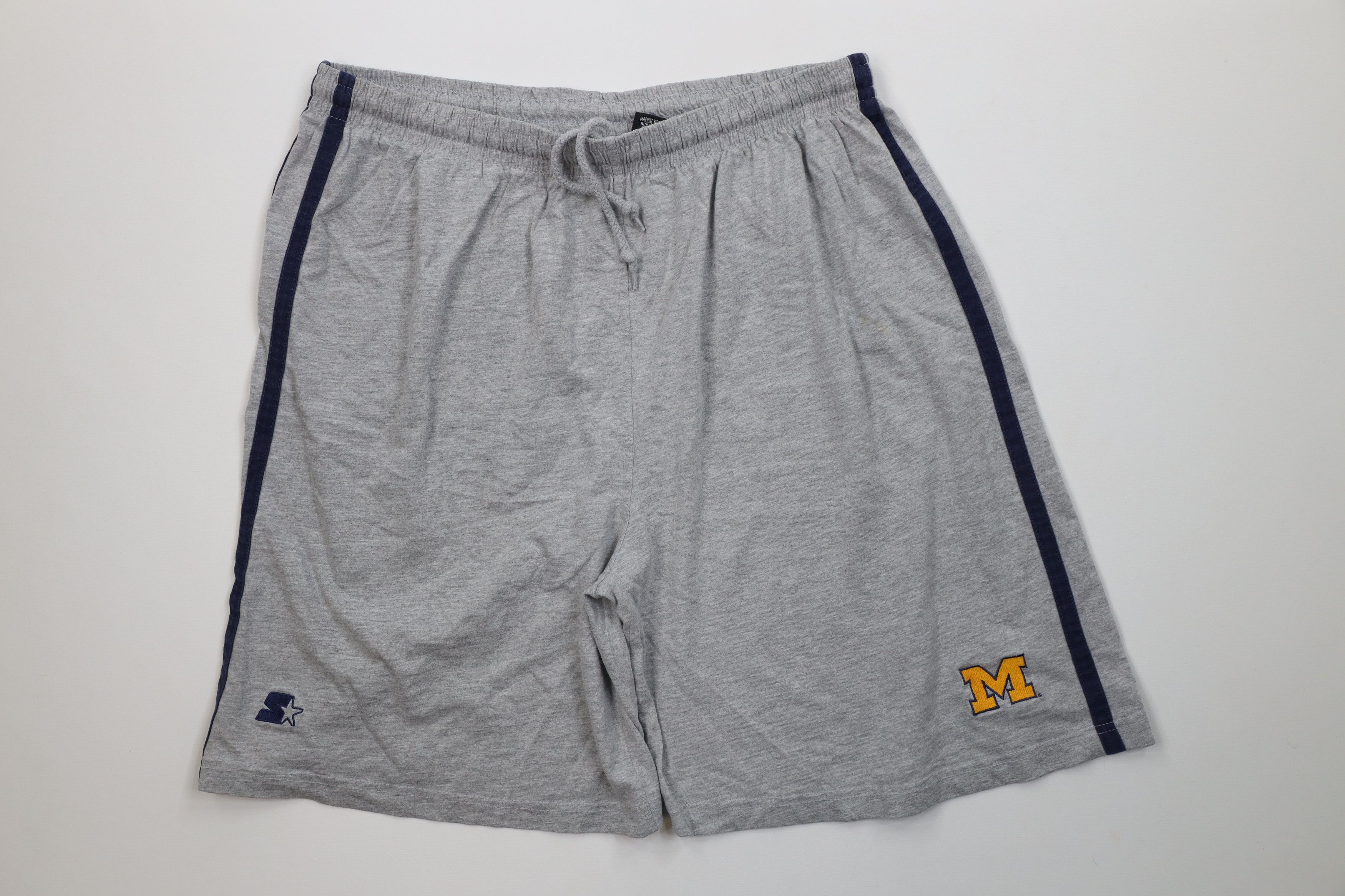 Starter Vintage 90s Starter University of Michigan Shorts Gray Size US 36 / EU 52 - 1 Thumbnail