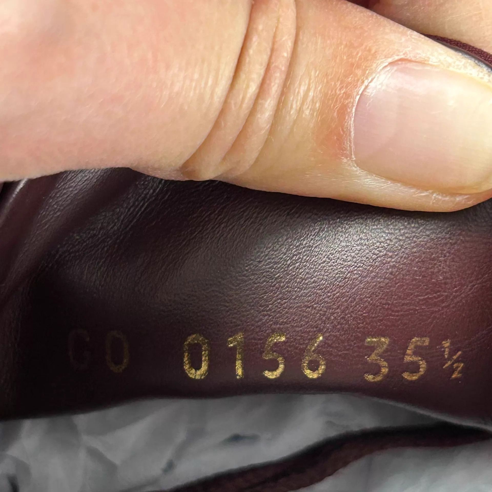 Louis Vuitton LV embossed logo burgundy suede sneakers 35.5 Size US 5 / IT 35 - 7 Thumbnail