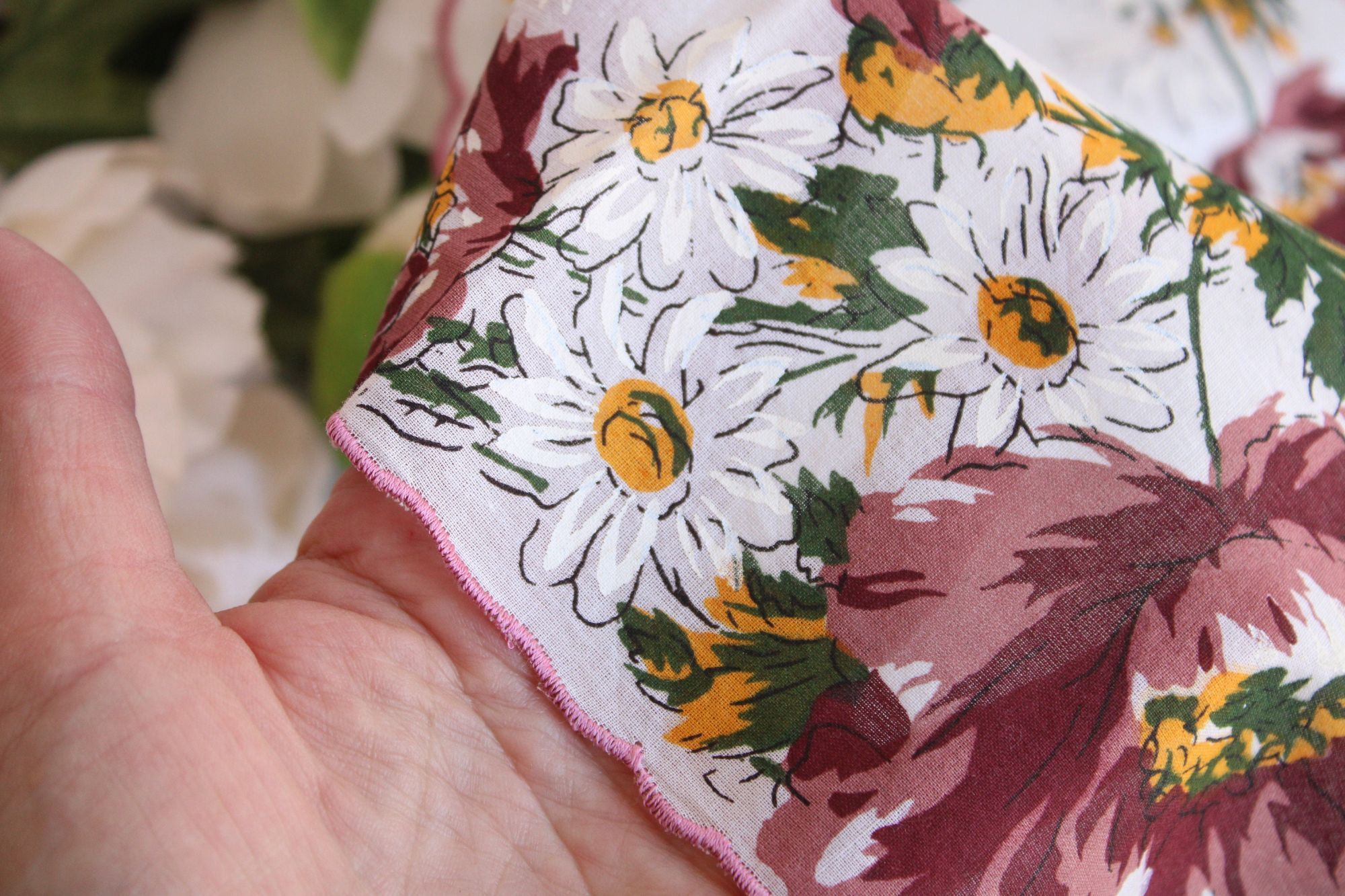 Vintage Vintage Handkerchief, Brown, Yellow and White Flower Print C Size ONE SIZE - 8 Thumbnail