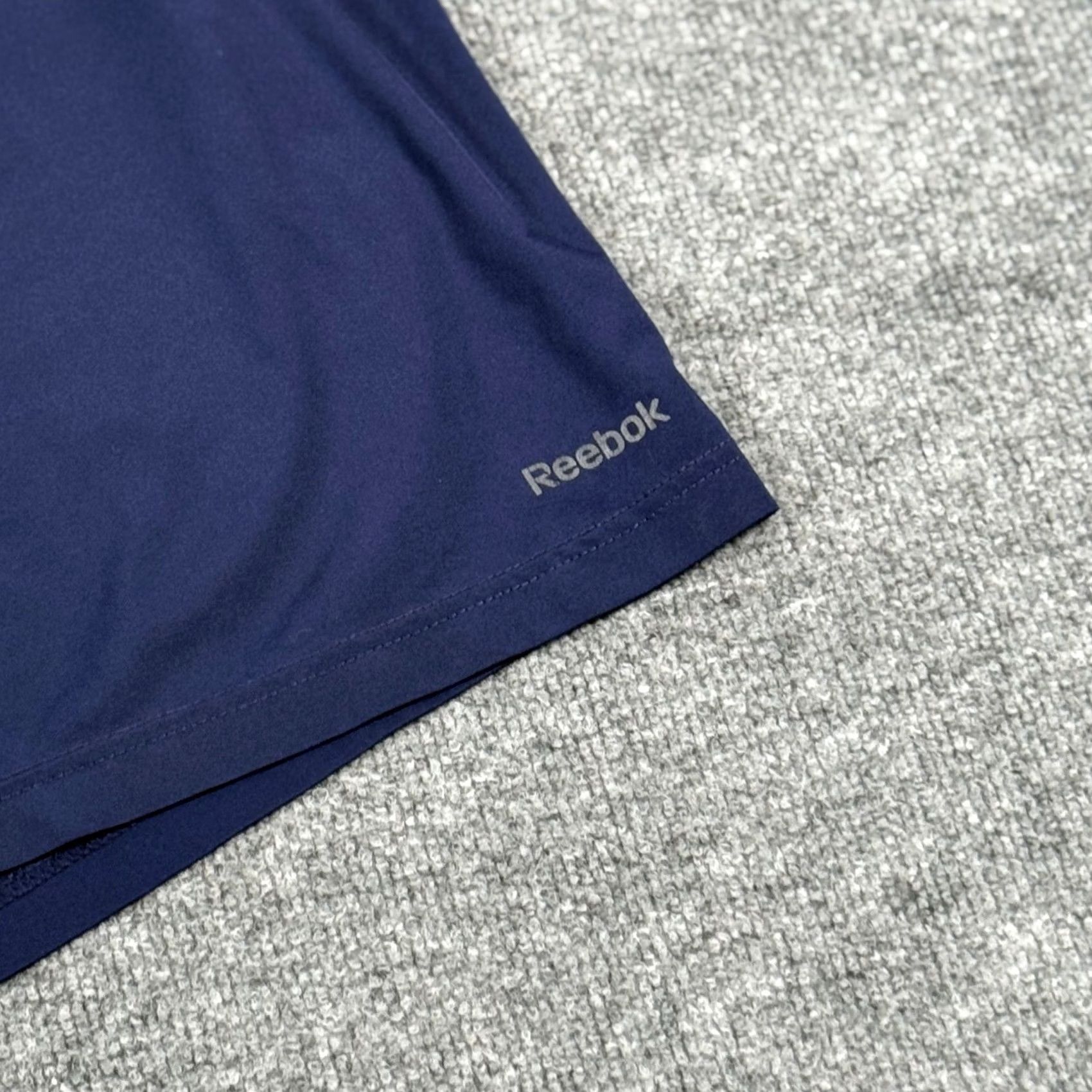 Reebok VINTAGE Reebok Men Large Navy Blue Athletic Shorts Retro Drawstring Pockets Lounge Size US 33 - 2 Thumbnail