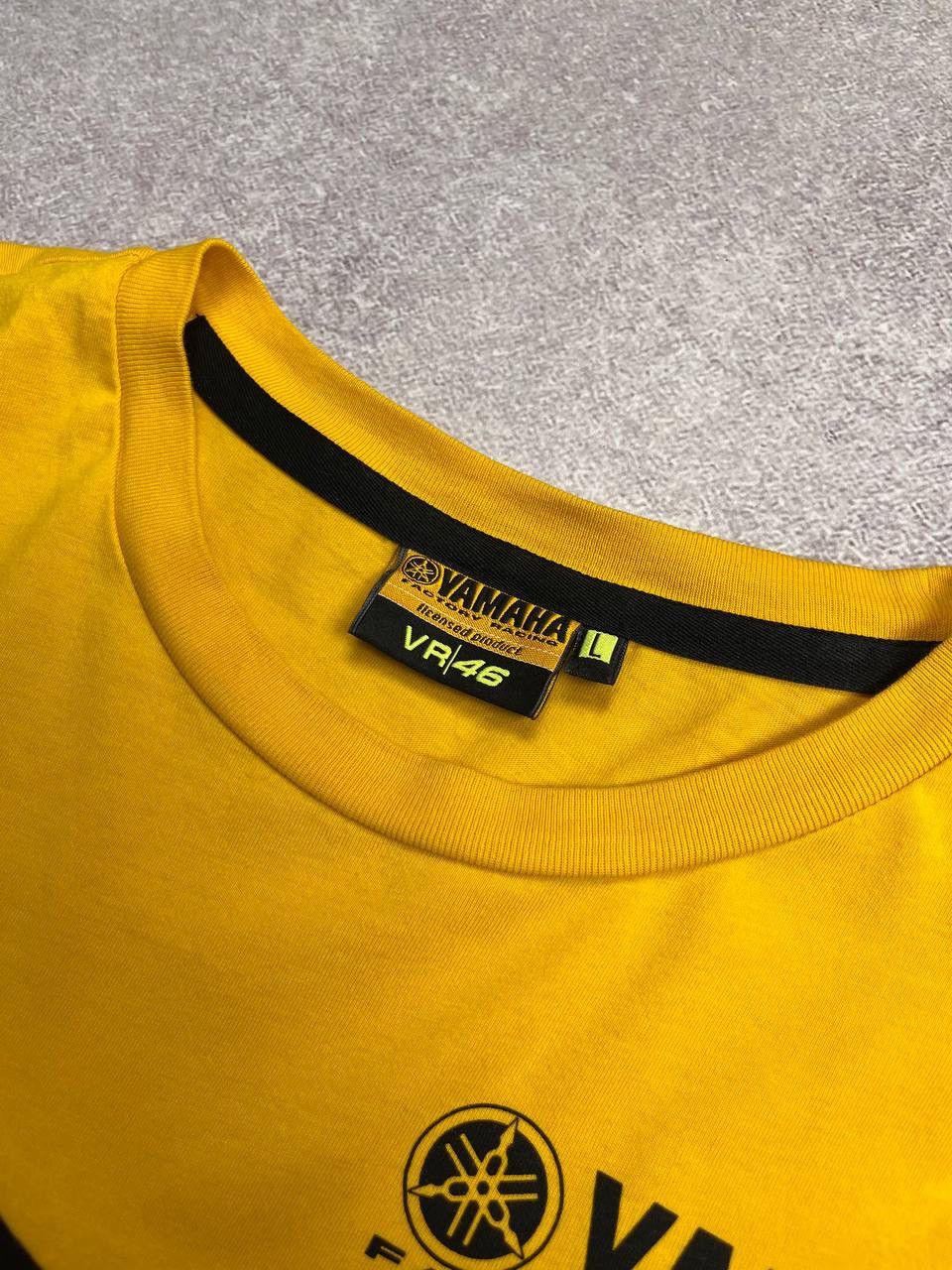 Vintage Vintage Yamaha VR46 Moto Racing Boxy T-shirt L Size US L / EU 52-54 / 3 - 4 Thumbnail