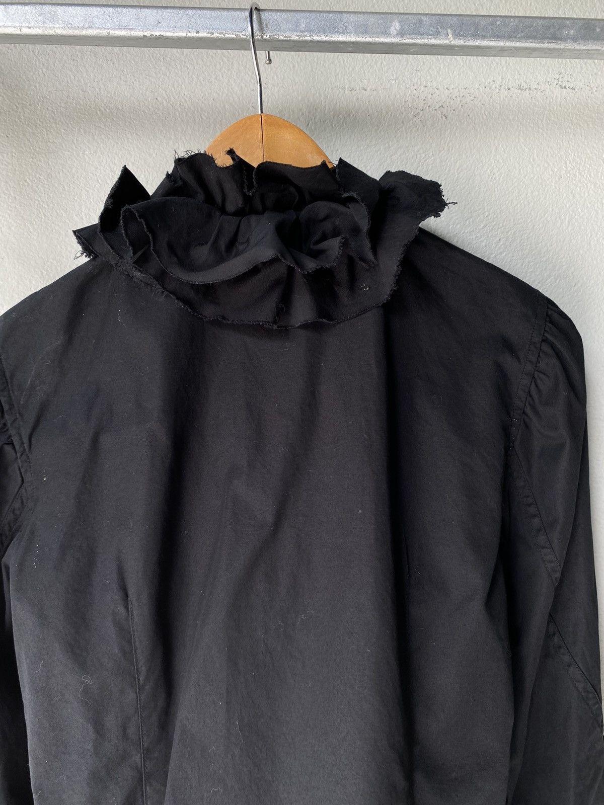 Zucca ZUCCA Black Ruffle-Collar Button-Up Blouse Size S / US 4 / IT 40 - 10 Thumbnail