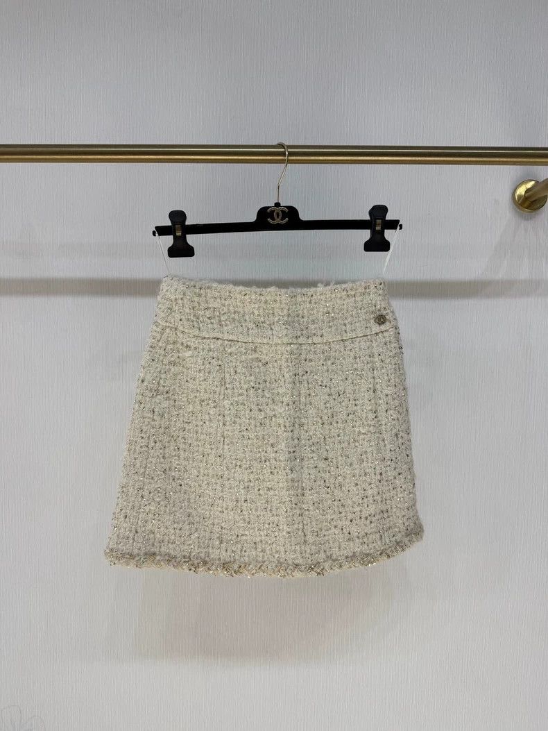 Chanel Chanel Egypt Collection Skirt FR34 - dmc Size US 34 / EU 50 - 1 Thumbnail