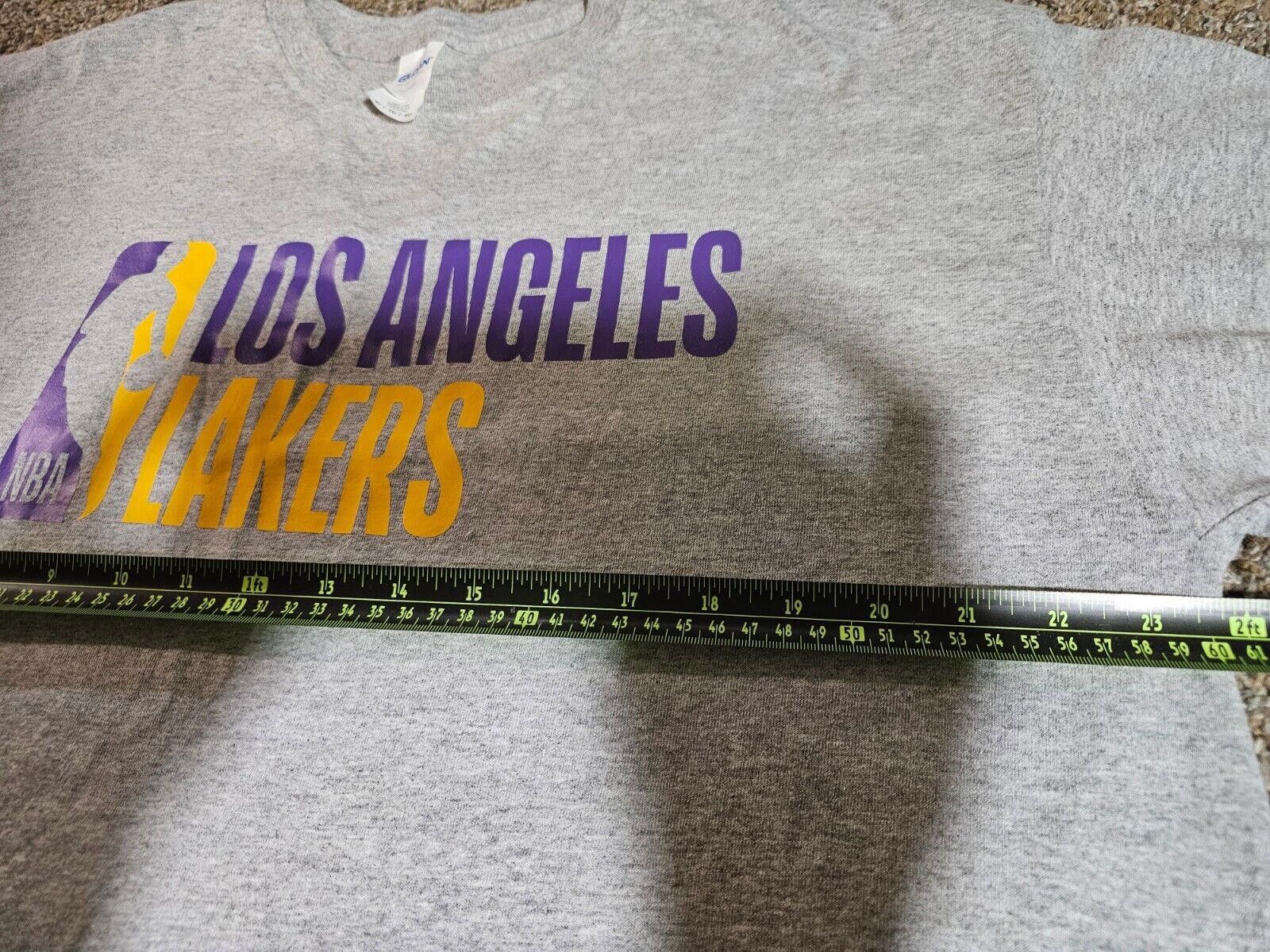 Gildan Los Angeles Lakers Gildan Gray XL Tshirt Size US XL / EU 56 / 4 - 6 Thumbnail