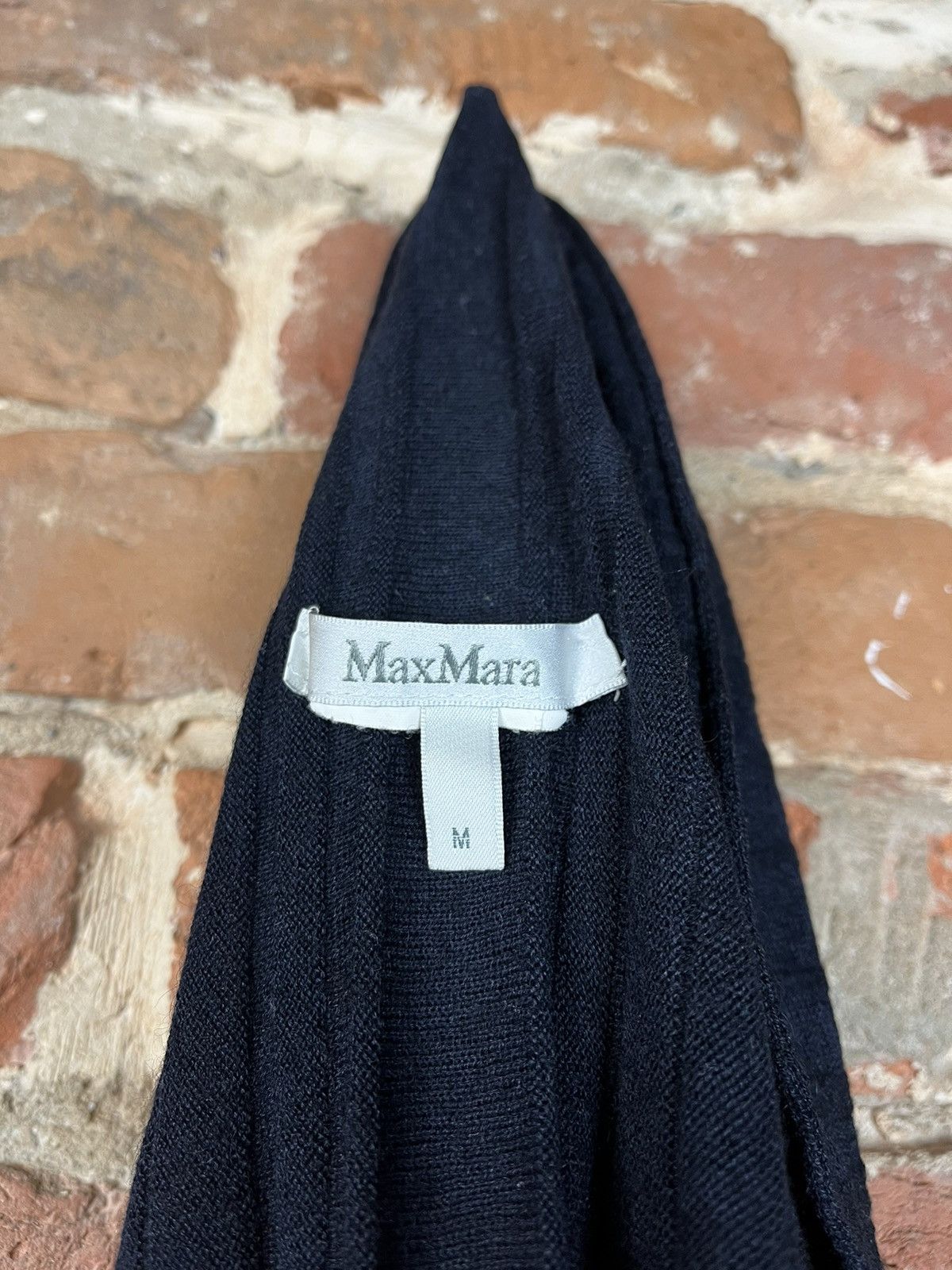 Max Mara Max Mara virgin wool formal cardigan sweater Size M / US 6-8 / IT 42-44 - 5 Thumbnail