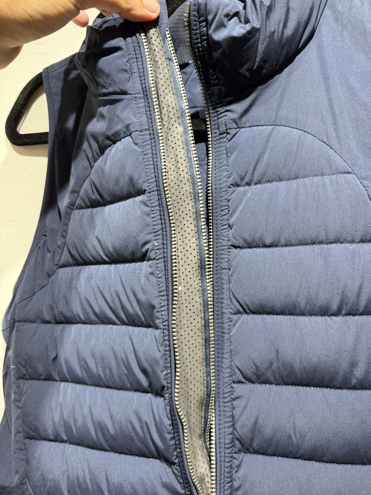 Lululemon Lululemon fluffed up vest Size S / US 4 / IT 40 - 3 Thumbnail