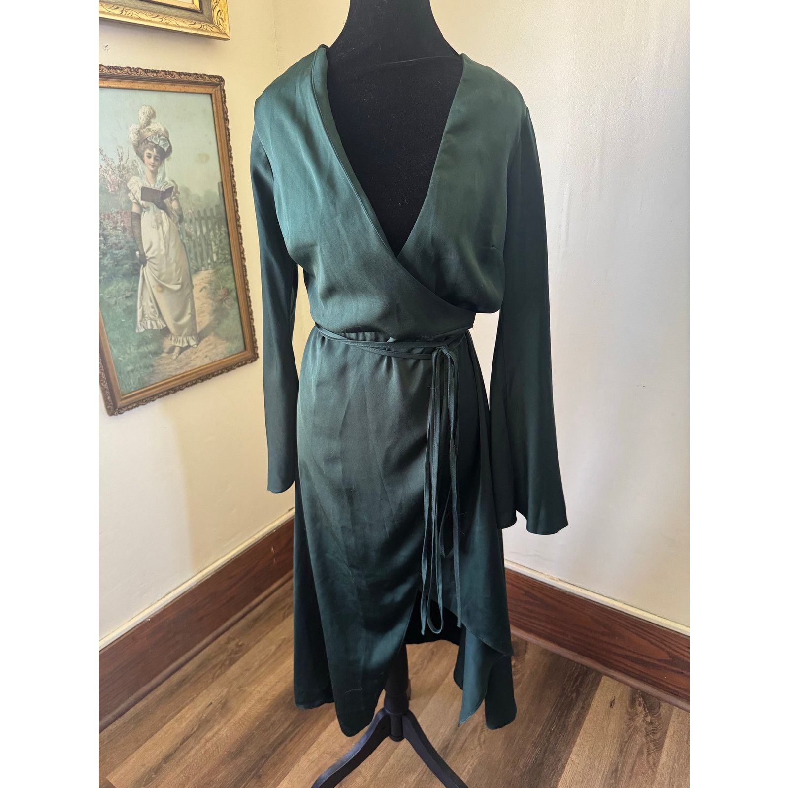 Asos NWT ASOS DESIGN Forest Green Satin Wrap Midi Dress US 8 Size M / US 6-8 / IT 42-44 - 1 Thumbnail