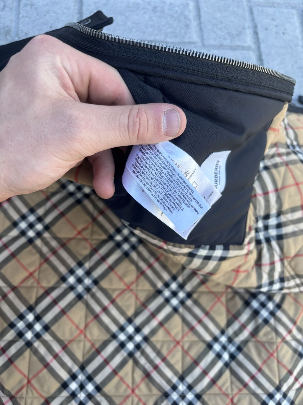 Burberry Burberry plaid lined puffer Size US XL / EU 56 / 4 - 12 Thumbnail