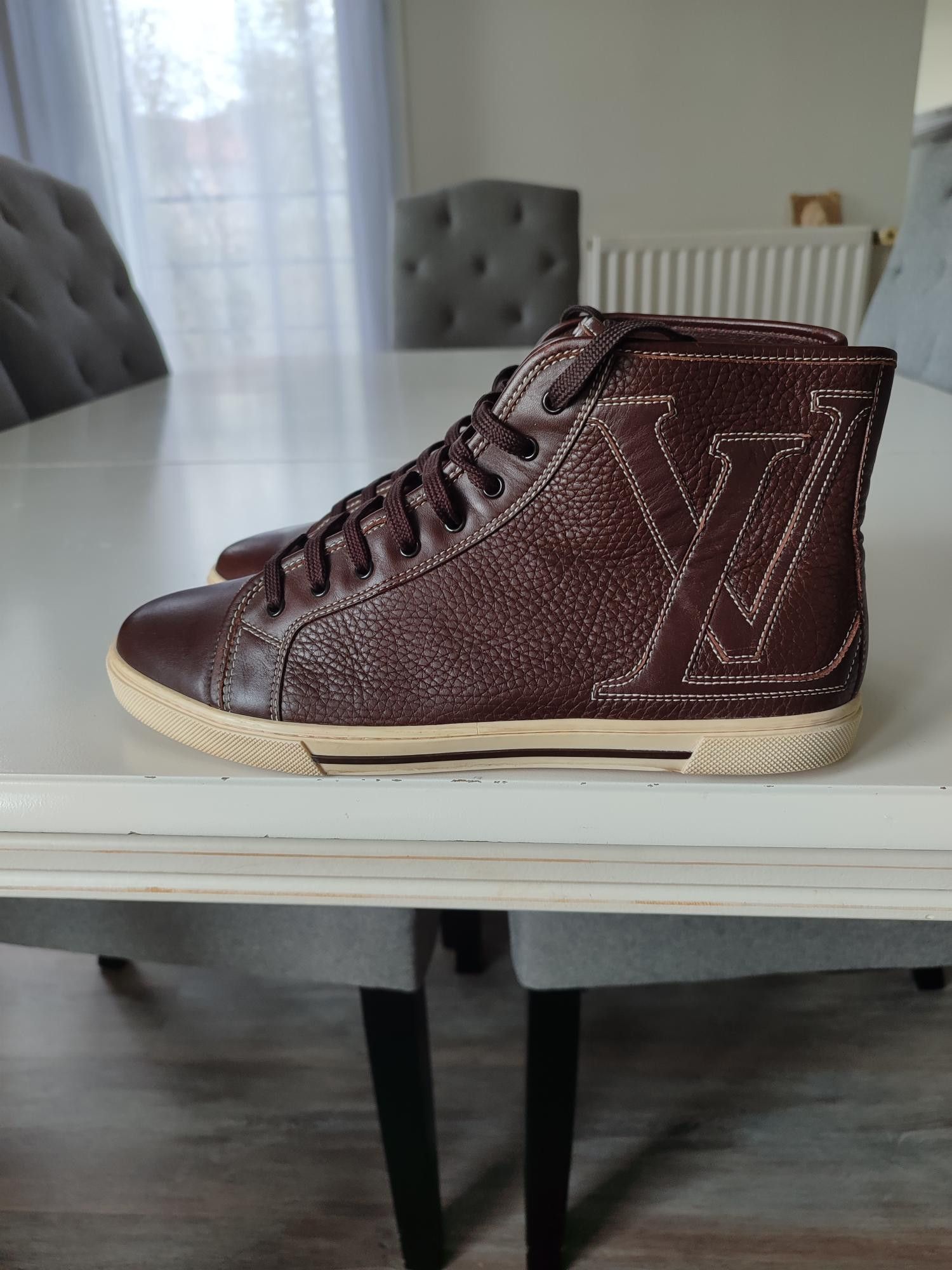 Louis Vuitton BASKETS LOUIS VUITTON PUNCHY HIGHTOP Size US 7.5 / IT 37.5 - 1 Thumbnail