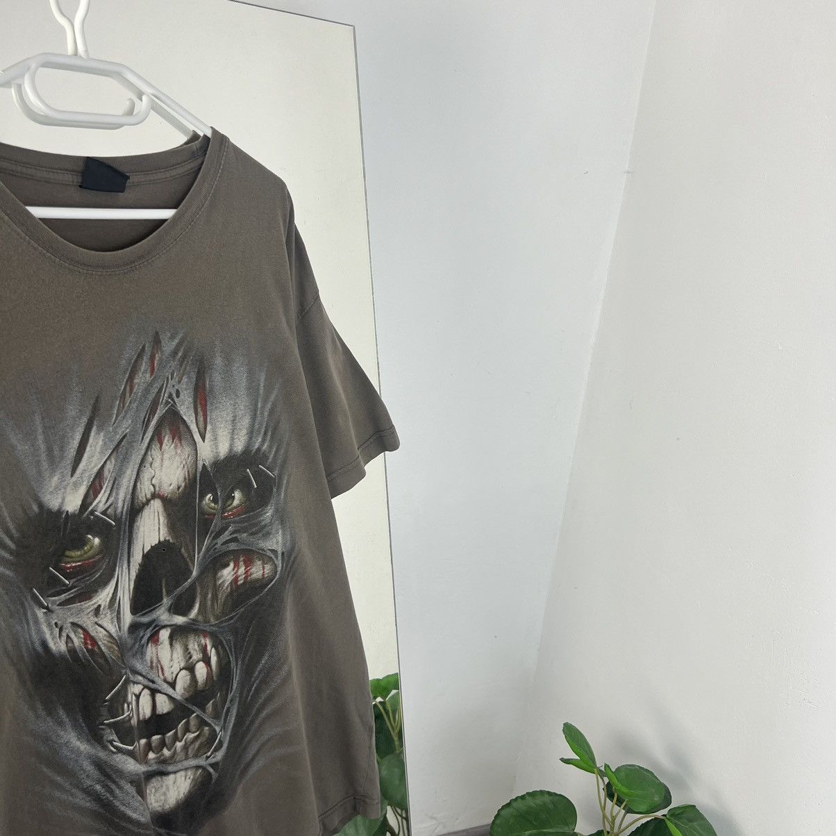 Vintage Vintage Tee 666 Big Print Spiral Skull Dead Face Horror Rock Size US XXL / EU 58 / 5 - 3 Thumbnail