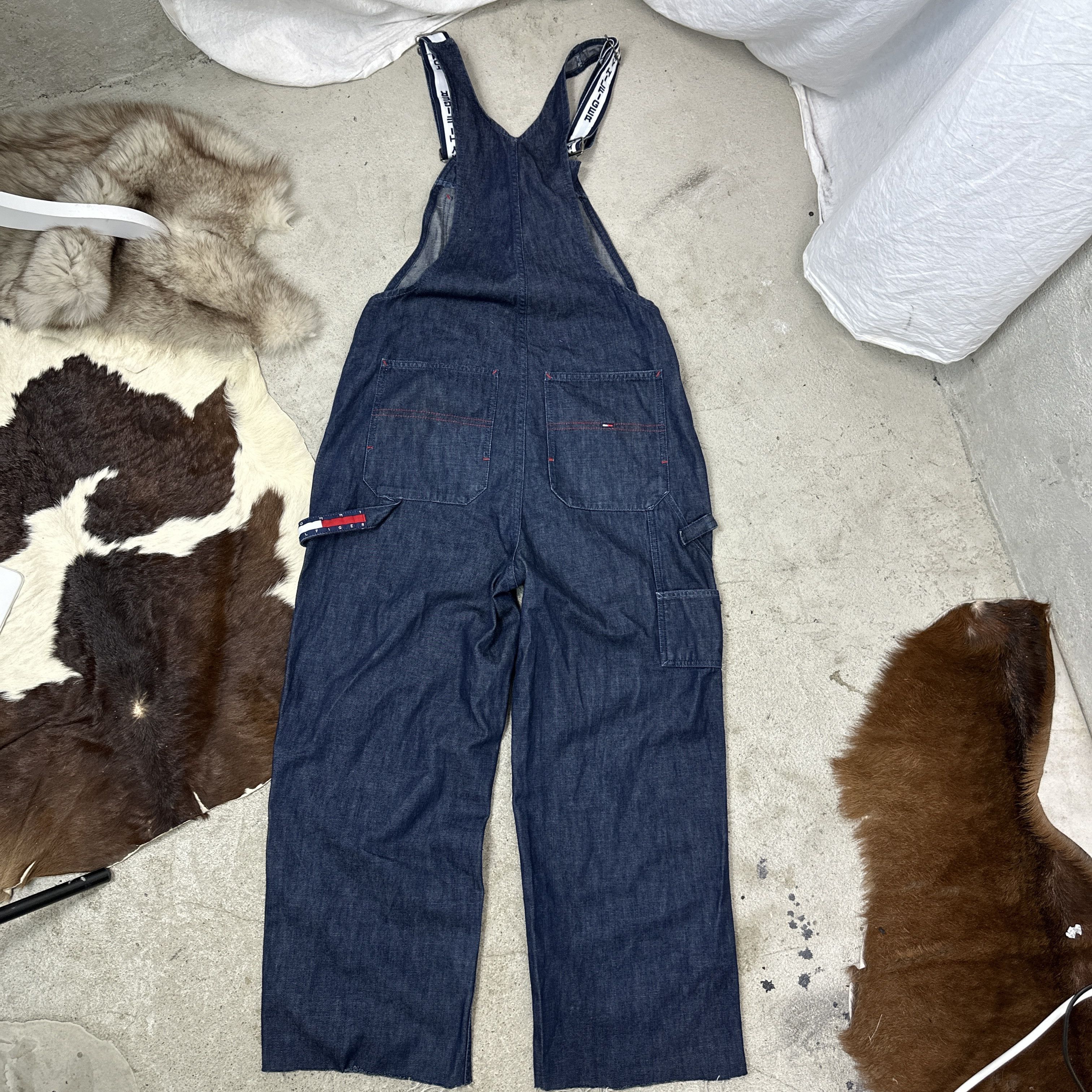Tommy Hilfiger Vintage Denim Tommy Hilfiger Jeans Dungarees Y2K Size 26" / US 2 / IT 38 - 6 Thumbnail