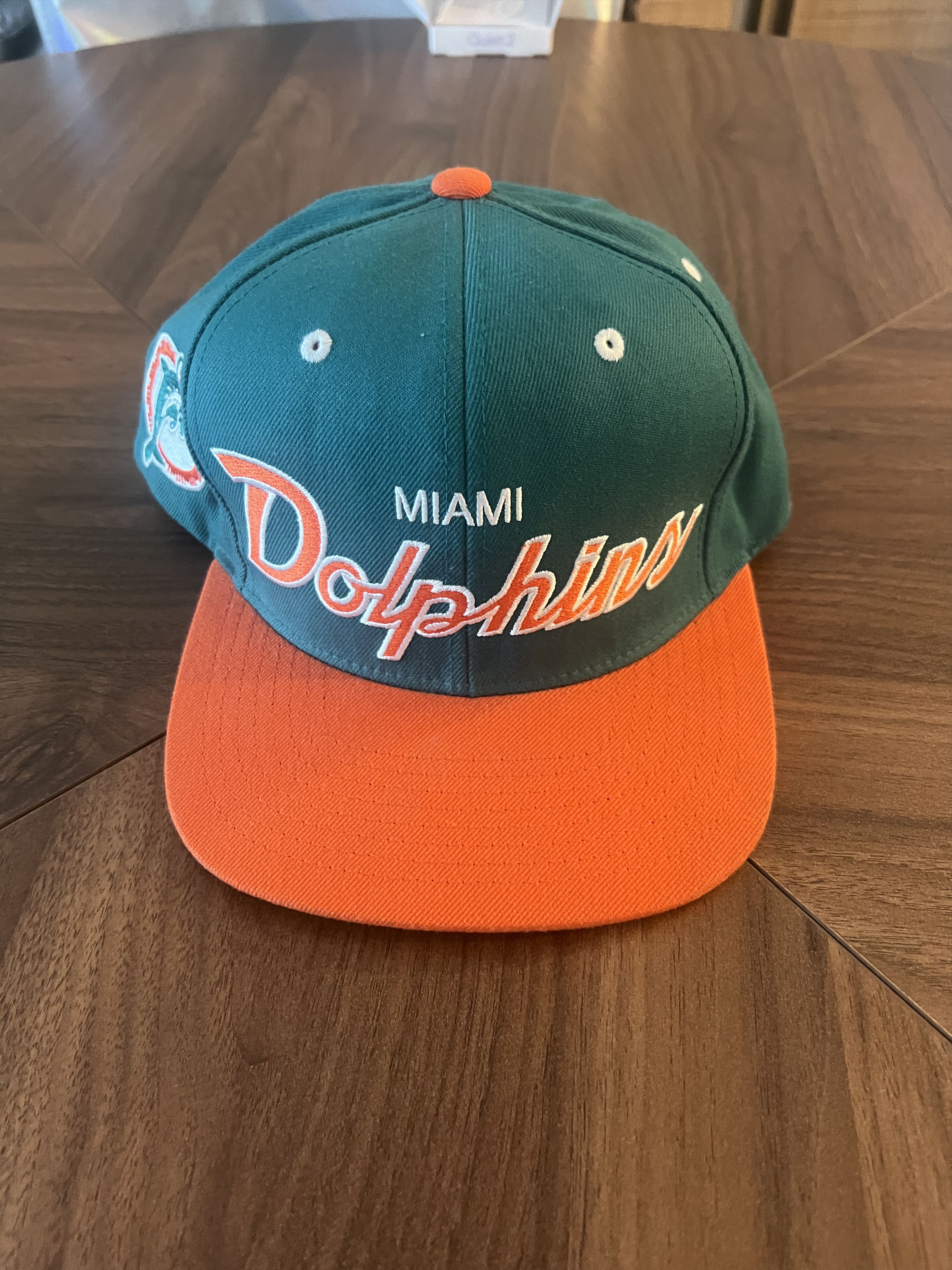 Mitchell & Ness Vintage Miami Dolphins Snapback Size ONE SIZE - 1 Thumbnail
