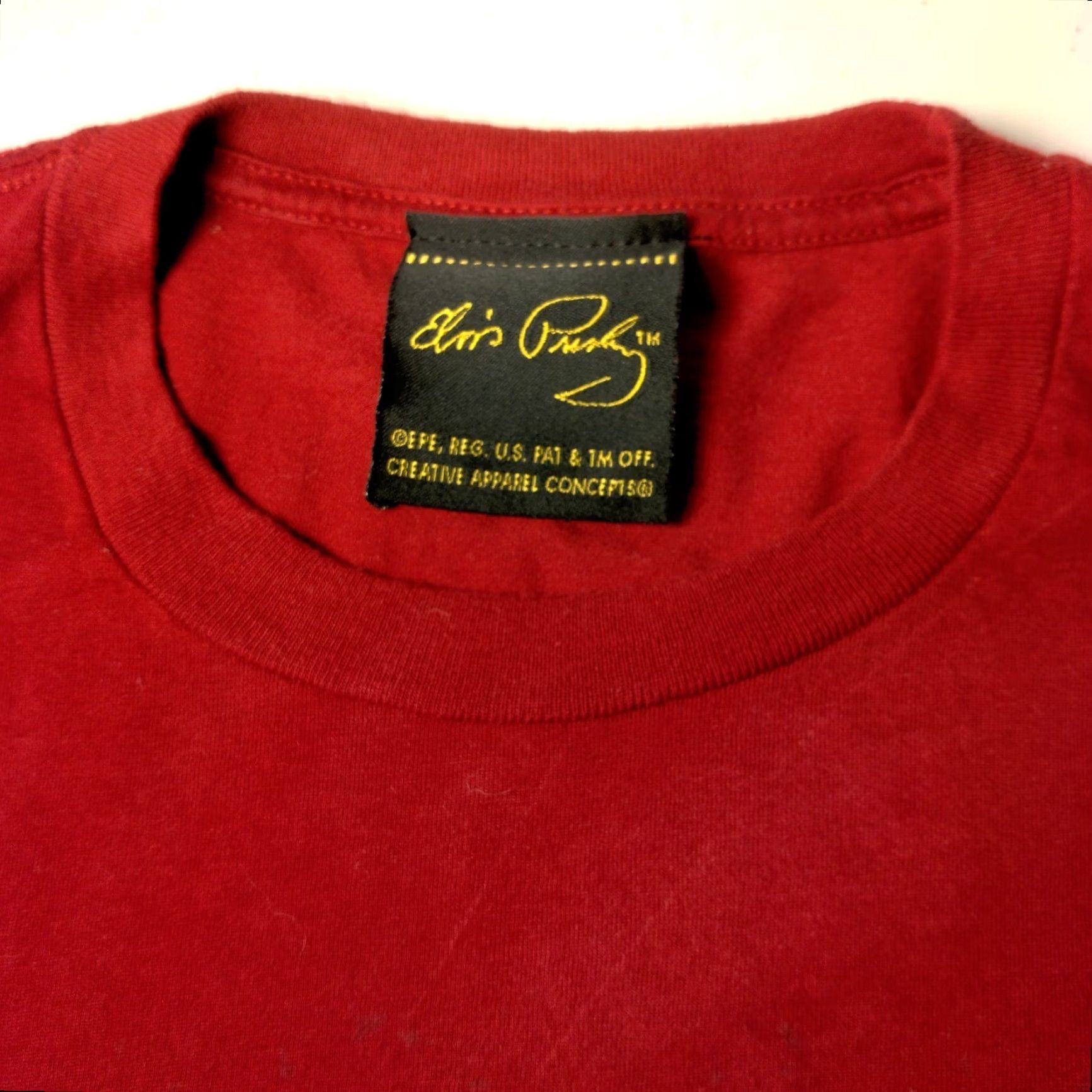 Vintage Elvis Presley Shirt M Men Red Maroon Love Me Tender Las Vegas Shake Rattle And Roll Rock N Roll T-Shirt Crew Neck Short Sleeve Regular Fit Graphic Size US M / EU 48-50 / 2 - 8 Thumbnail