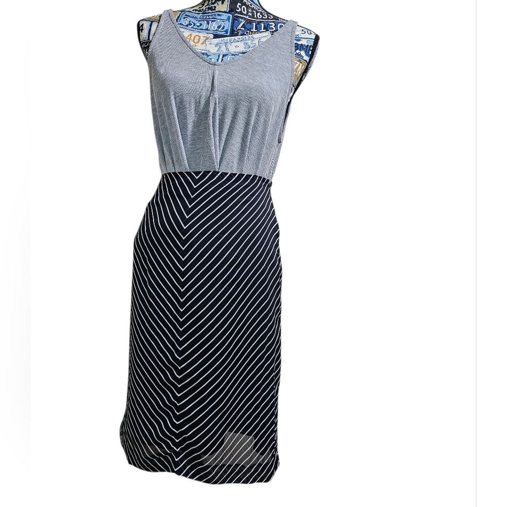 Other Y2K Alain Manoukian Black White Pinstriped Skirt 8 Size 30" / US 8 / IT 44 - 1 Thumbnail