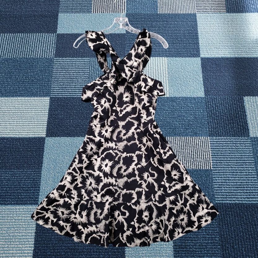 blue and white dress for graduation Zapakasa Women Chiffon High-Low Boho Ruched V Neck A Line Little White Dress Size:42/SH lighting conditions October 2024 This is how to