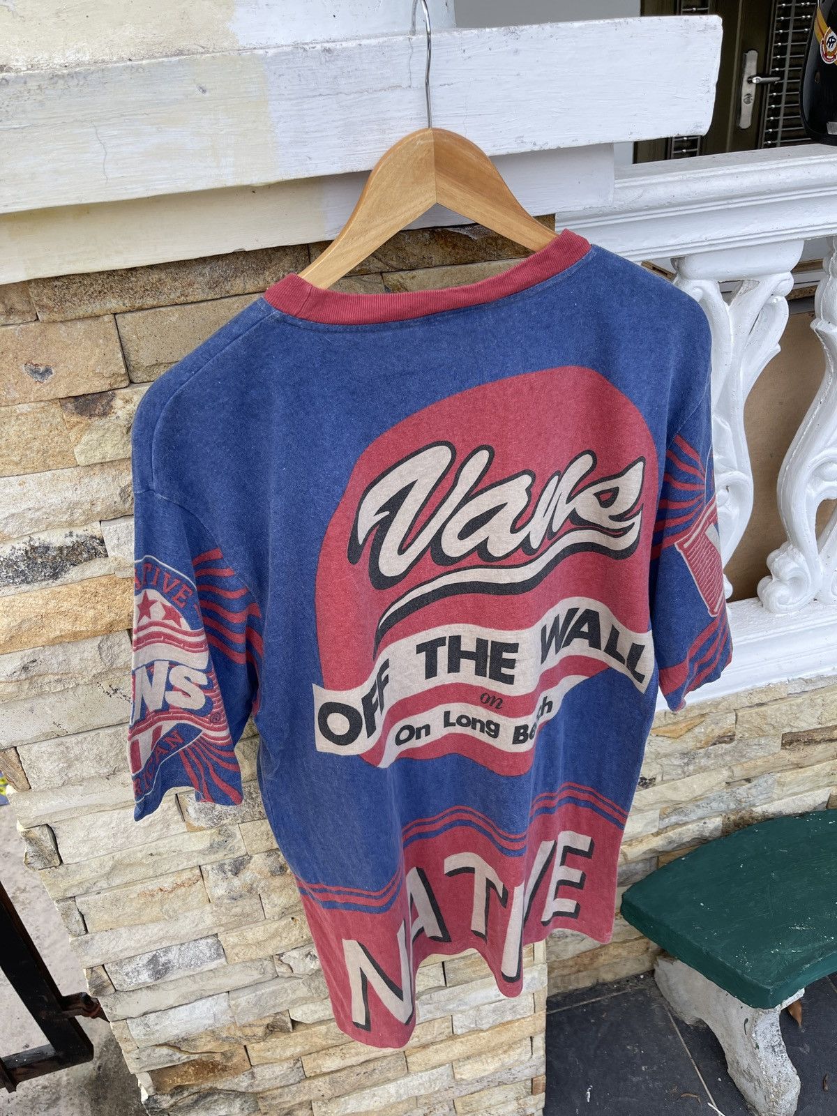 Vans × Vintage Last Drop🔥Rare🔥Vtg90s VANS Off The Wall Native Overprint Tee Size US L / EU 52-54 / 3 - 7 Thumbnail