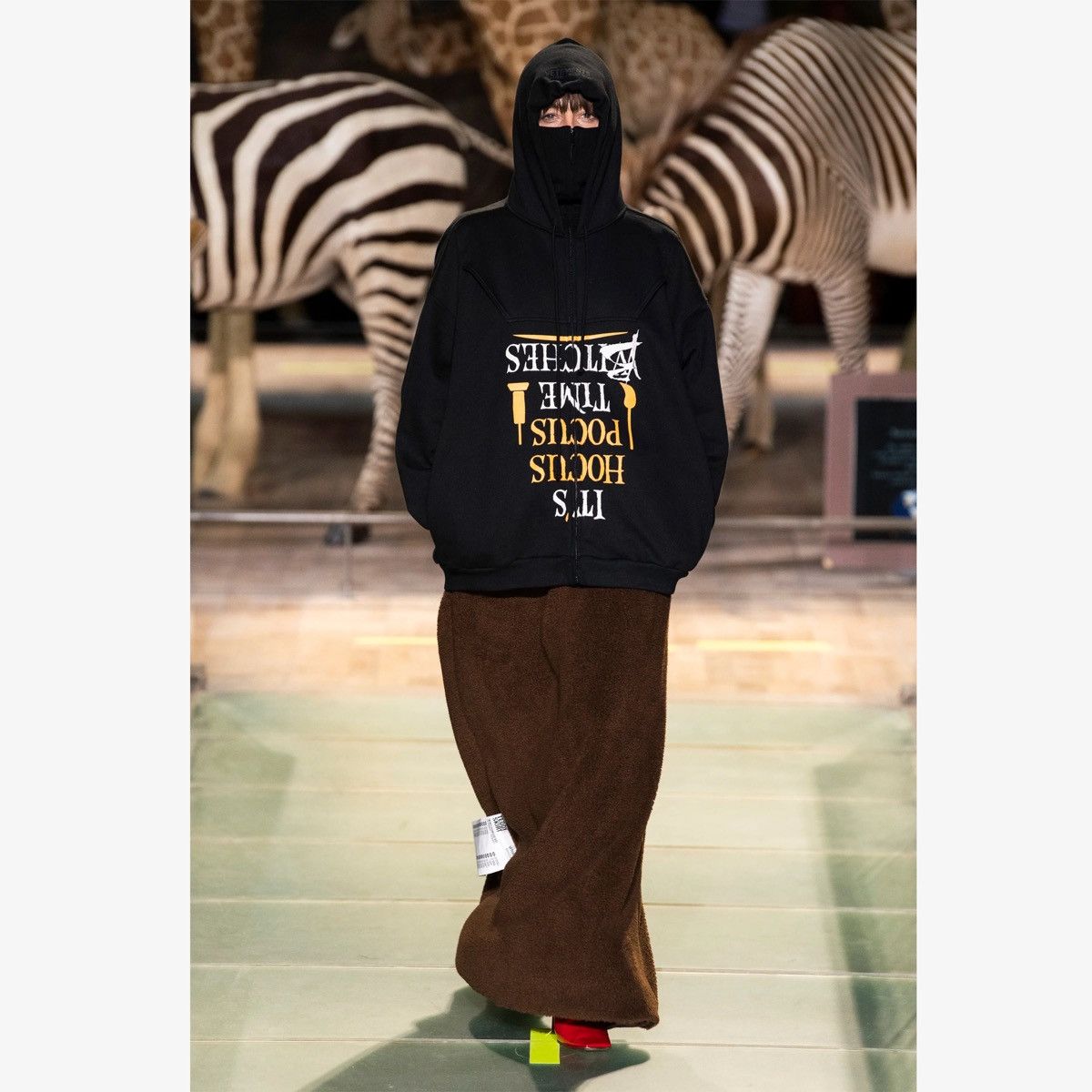 Vetements vetements hocus pocus hoodie Size US L / EU 52-54 / 3 - 8 Thumbnail