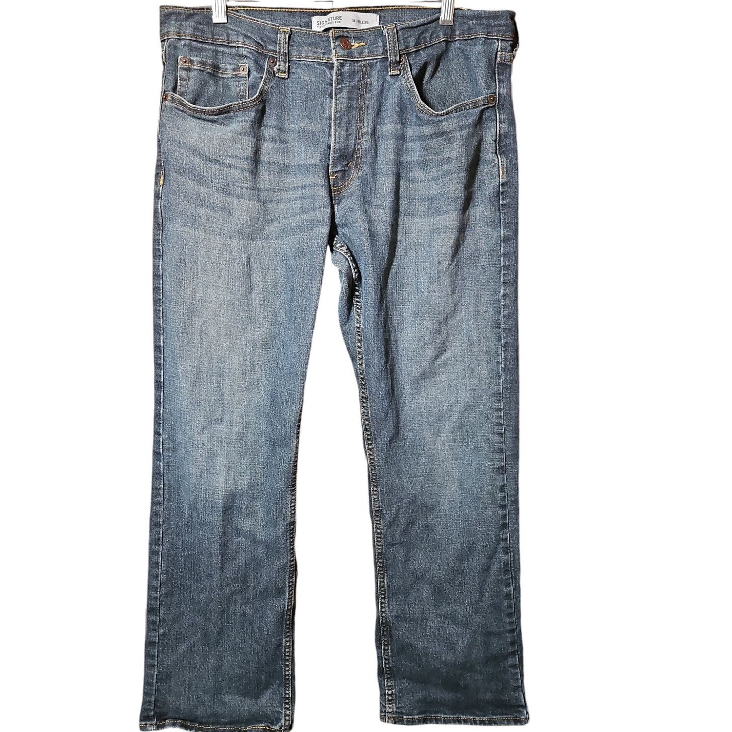 Levi s Signature Levi S61 Relaxed Jeans 34x30 Grailed