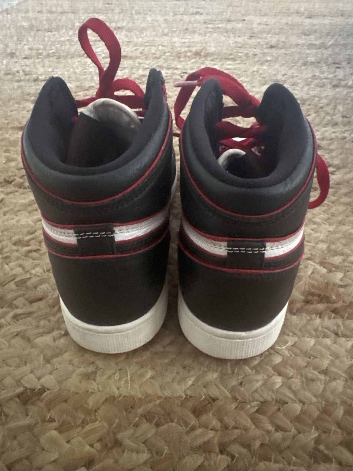 Nike Jorda 1 Retro High Bloodline Size US 6 / IT 36 - 4 Thumbnail
