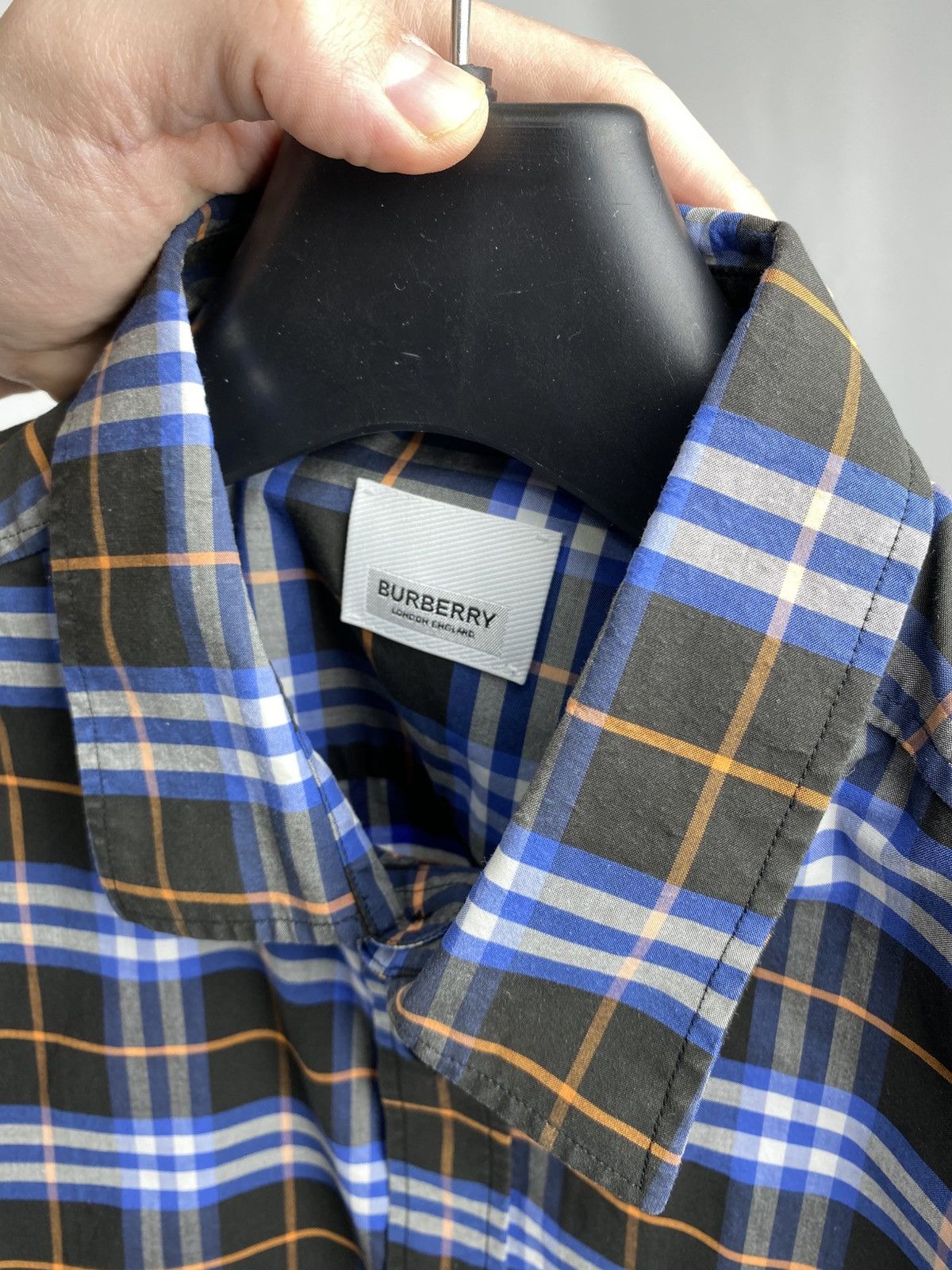 Burberry Burberry Full Check Shirt Button Up Men size L Size US L / EU 52-54 / 3 - 13 Thumbnail
