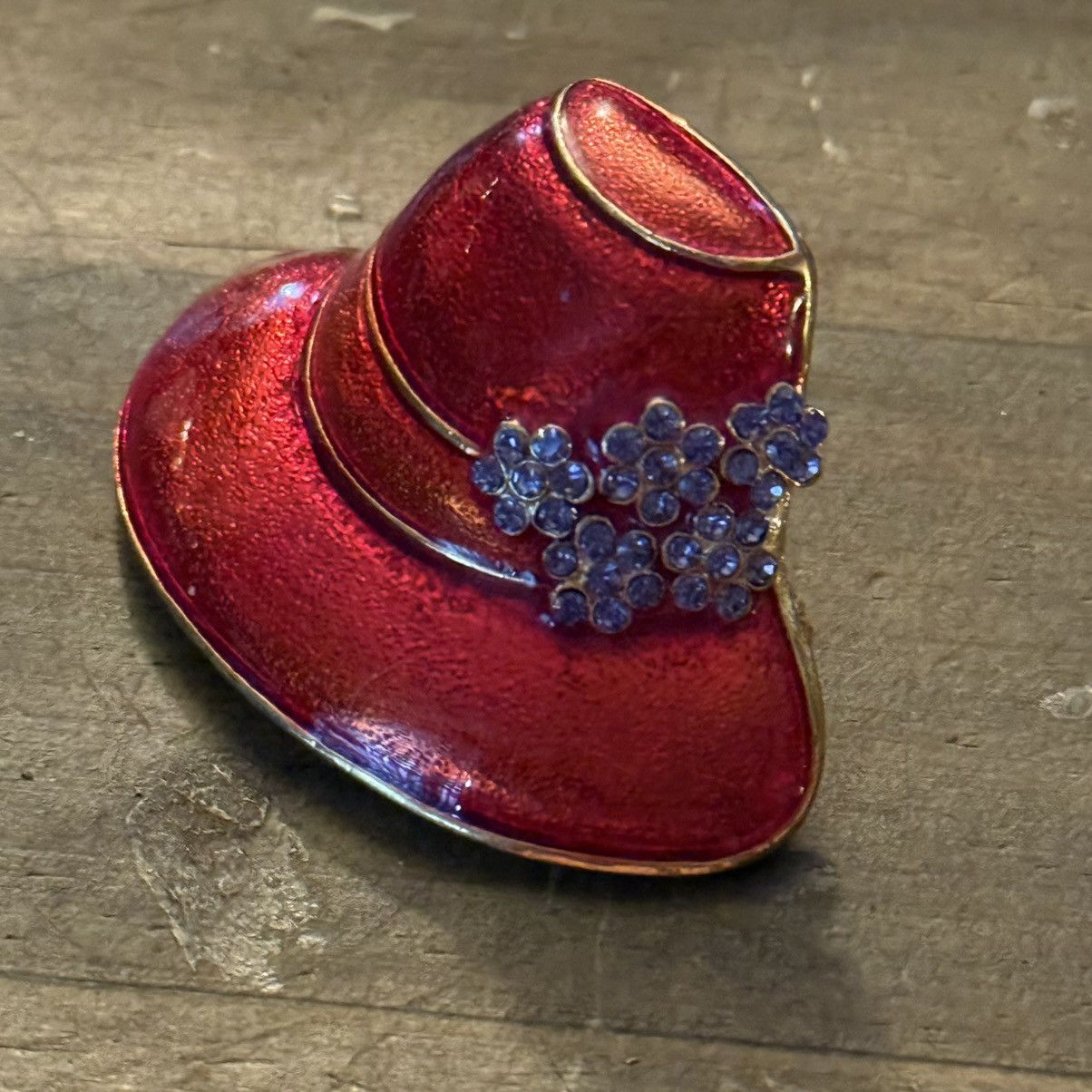 Vintage Vintage red bonnet brooch bundle Size ONE SIZE - 5 Thumbnail