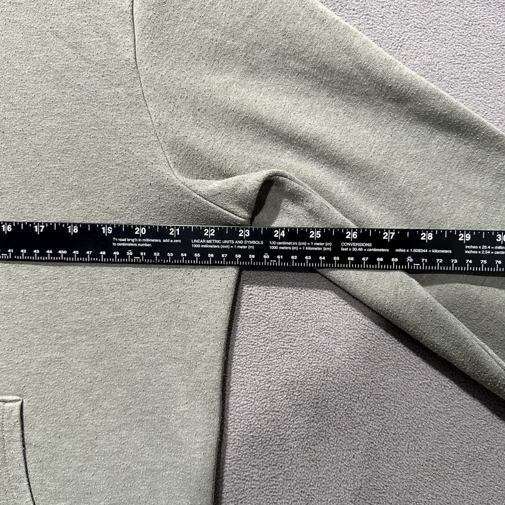 Old Navy VINTAGE Old Navy Sweatshirt Shirt Mens Large Green Pullover Crew Neck Cotton Blend Fleece GUC Winter Fall Spring 90s Size US L / EU 52-54 / 3 - 7 Thumbnail