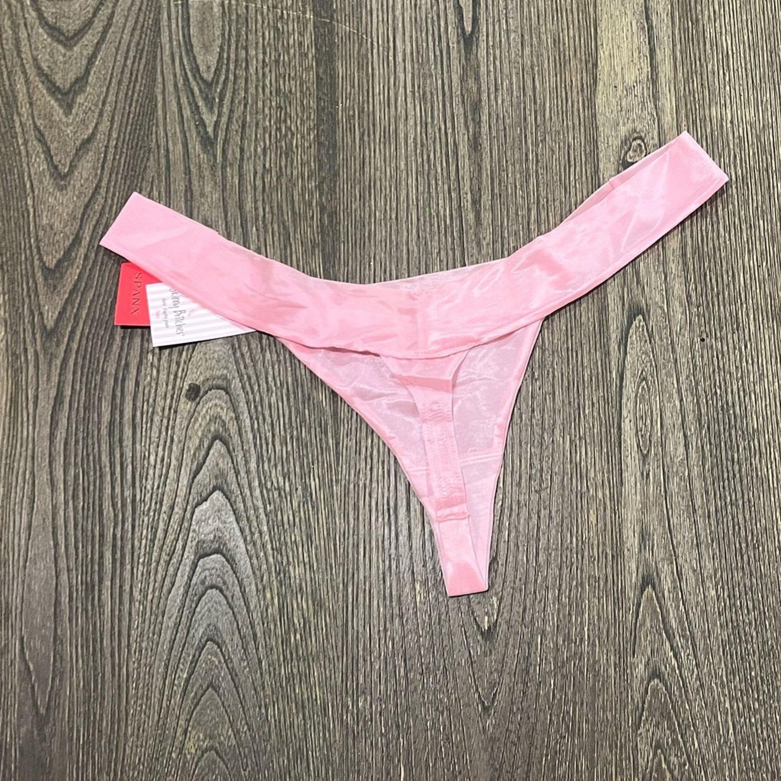 Spanx NWT Spanx Skinny Britches Panty Thong Shapewear Gloss L/XL Size ONE SIZE - 5 Thumbnail