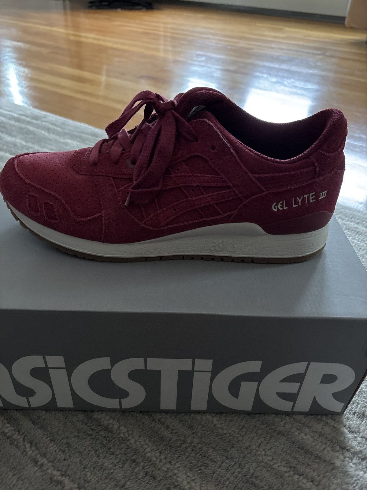 Asics Asics Gel-Lyte III Burgundy Size US 9 / EU 42 - 4 Thumbnail