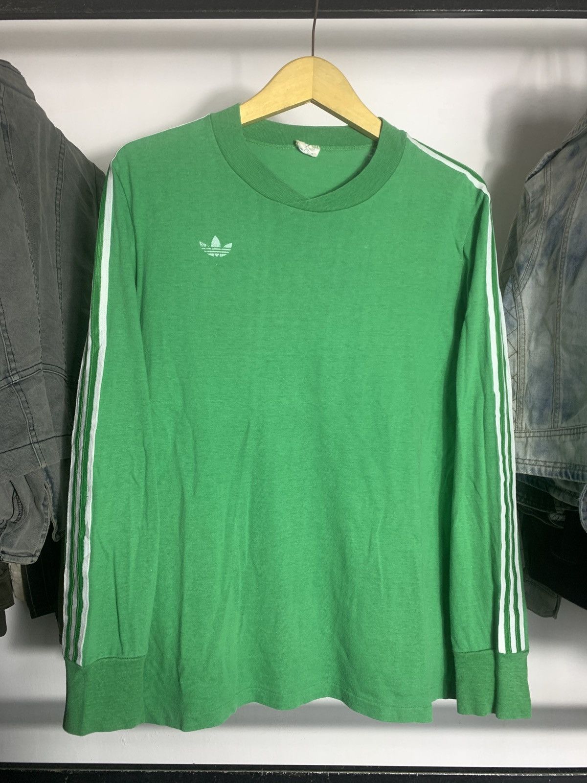 Adidas Vintage Adidas 80s Rare Colours style Size US M / EU 48-50 / 2 - 2 Thumbnail