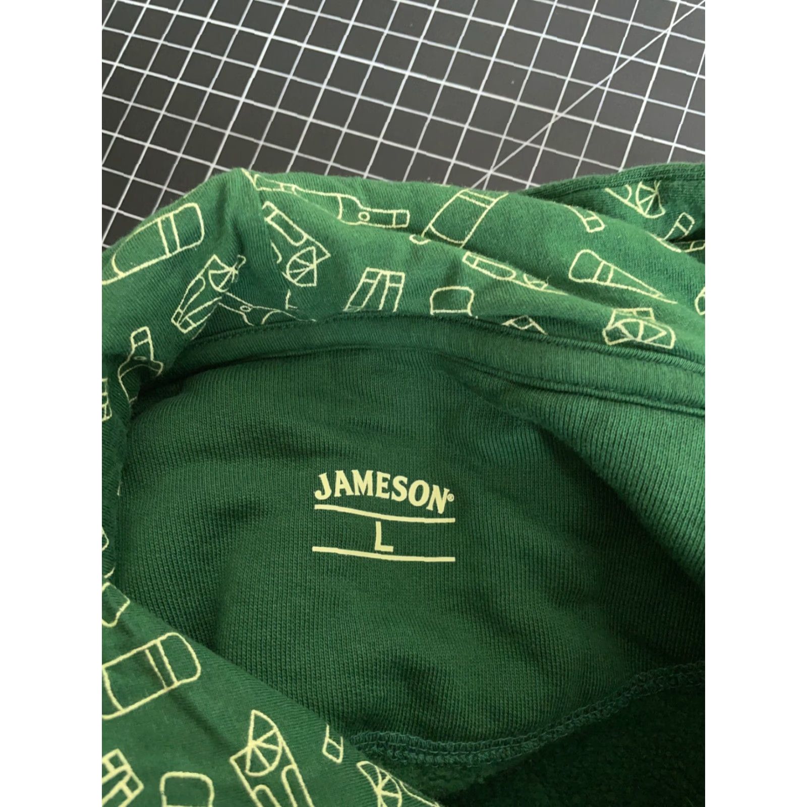 Vintage Jameson Hoodie Green Adult Large Heavyweight Graphic Sweatshirt Beer Mens Size US L / EU 52-54 / 3 - 3 Thumbnail