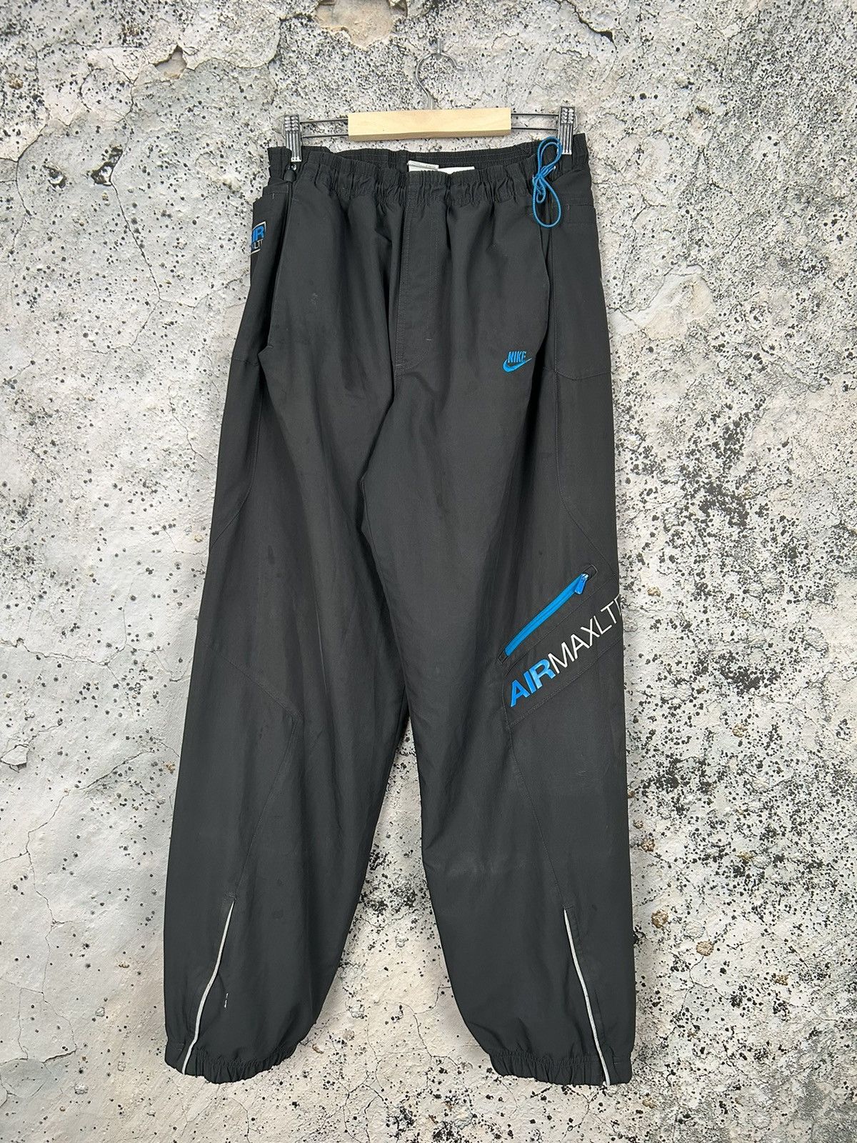 Vintage Nike Air Max LTD Sweatpants Nylon Gorpcore Drill