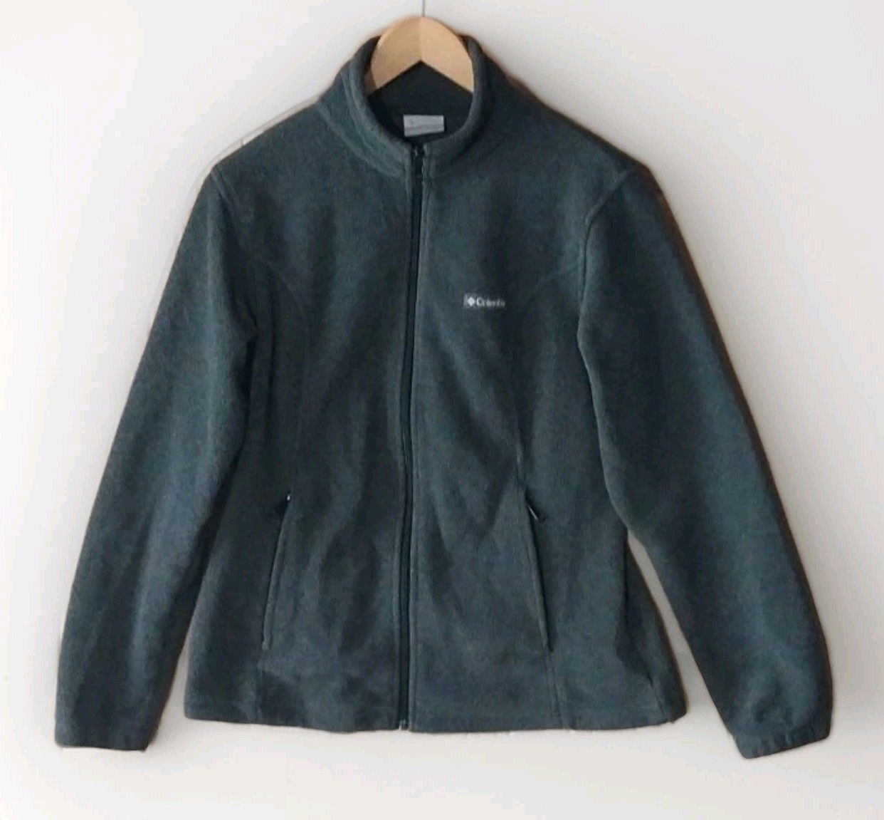Columbia Columbia Charcoal Gray Fleece Jacket Women Medium Zip Fitted Size M / US 6-8 / IT 42-44 - 1 Thumbnail