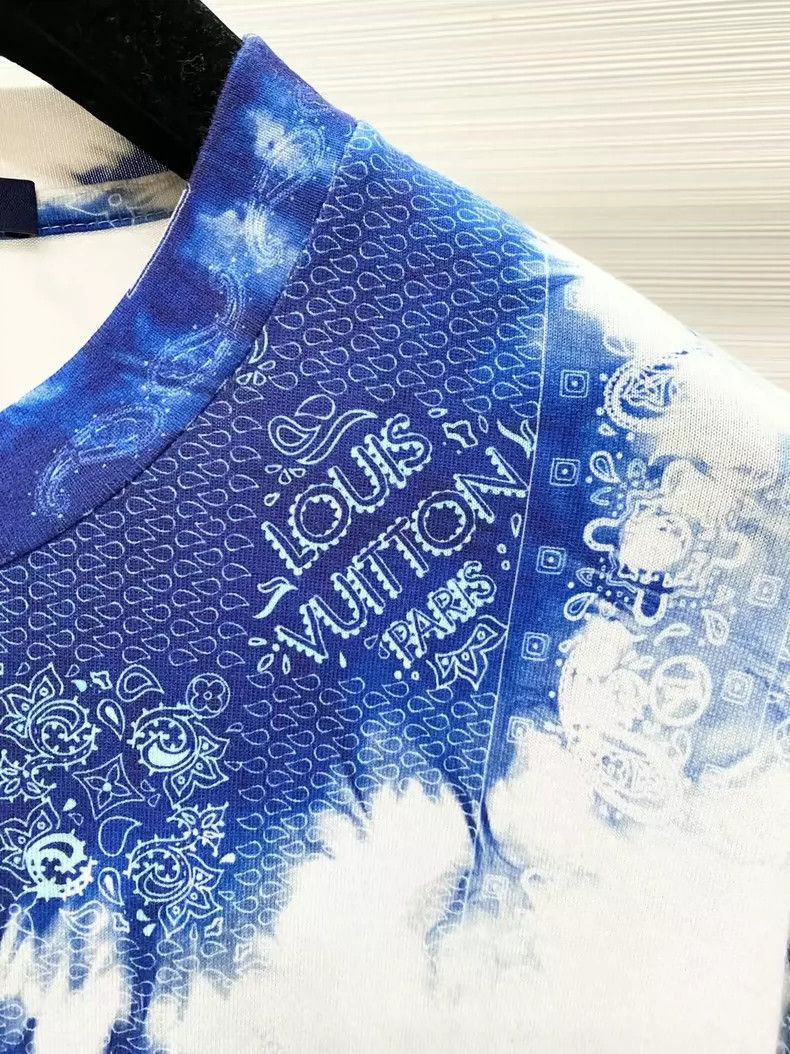 Louis Vuitton Louis Vuitton Blue and white smudged logo short sleeve T-sh Size US S / EU 44-46 / 1 - 4 Thumbnail