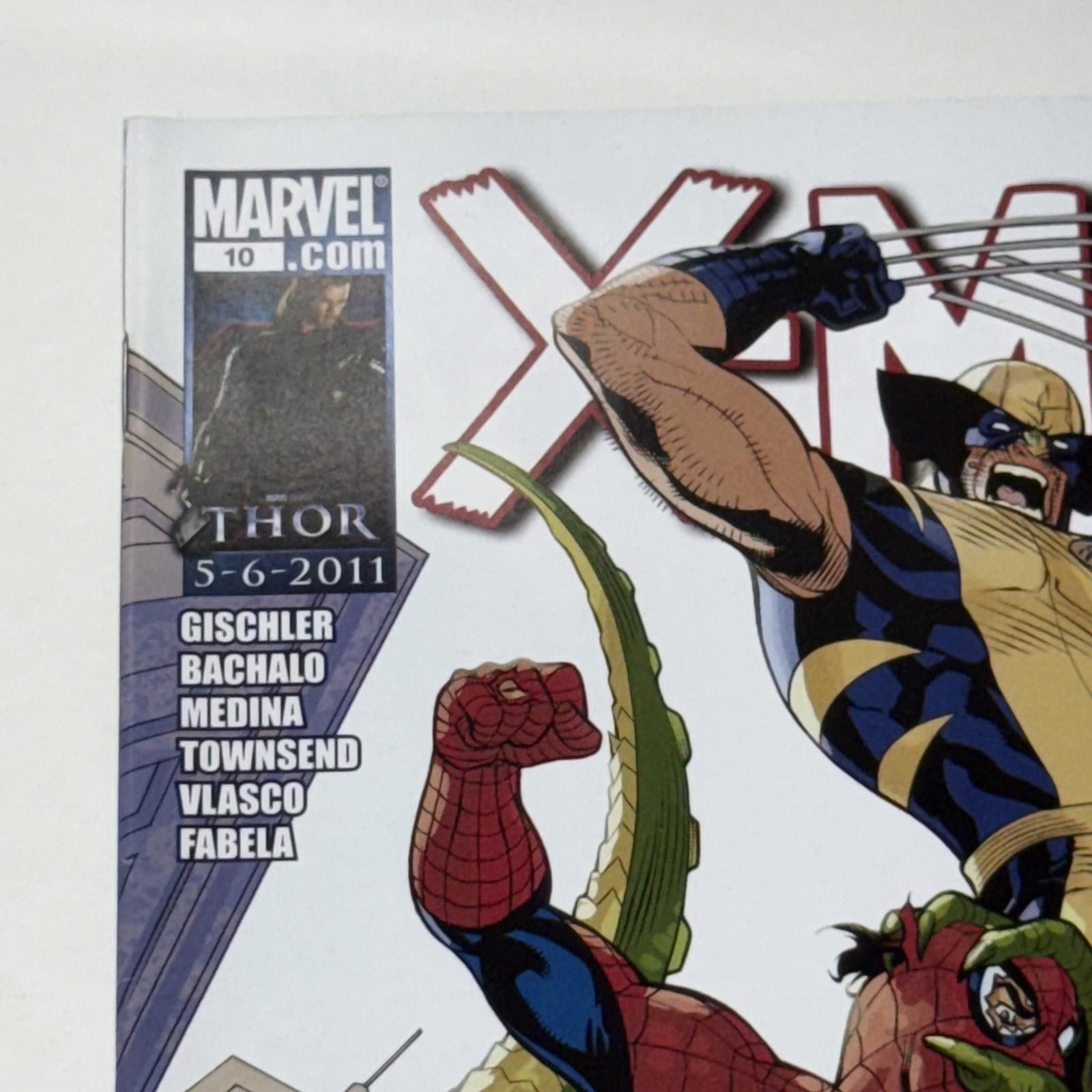 Marvel Comics X-Men THOR #10 MAY 2011 Wolverine Spider-Man Size ONE SIZE - 2 Thumbnail