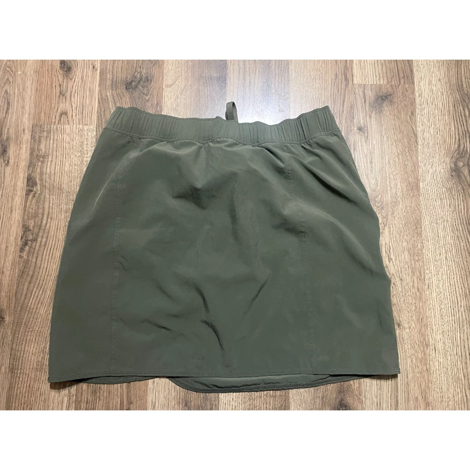Patagonia Patagonia Skirt Women's Size Medium Olive Green Mini Tie Waist Casual Size 32" / US 10 / IT 46 - 2 Thumbnail