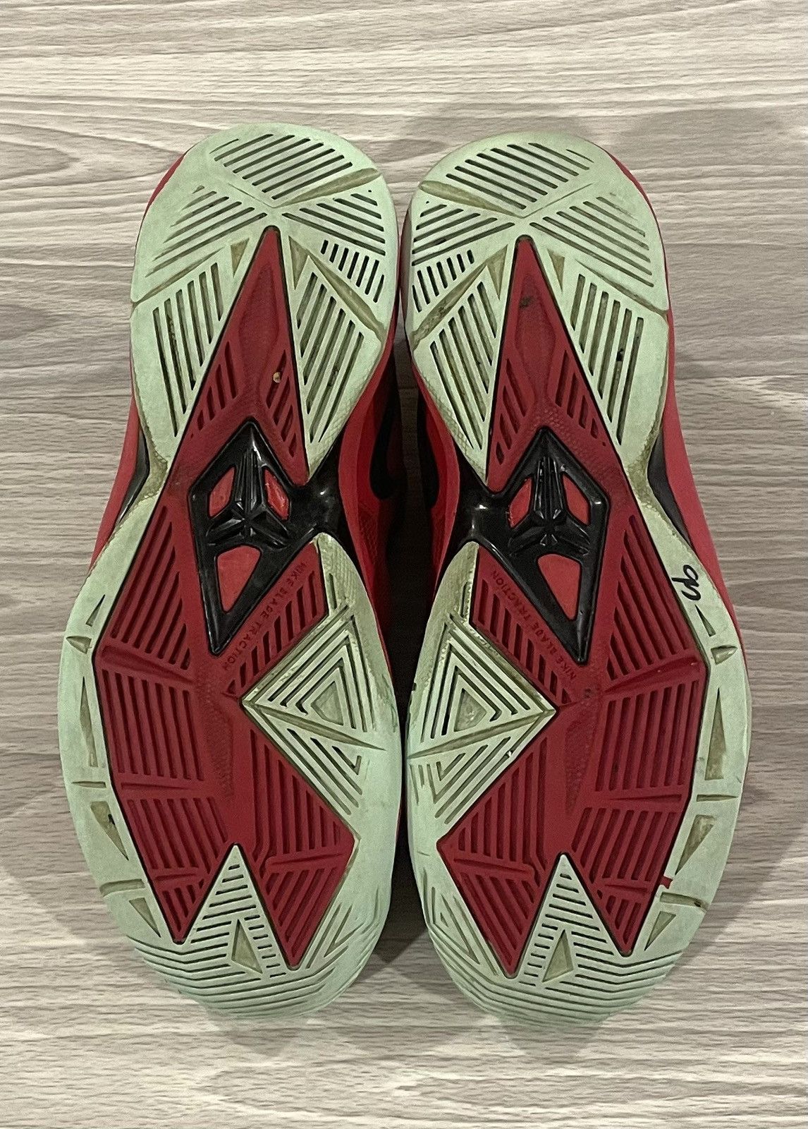 Nike Nike Air Zoom Kobe Venomenon 4 University Red Men's Size 8.5 Size US 8.5 / EU 41-42 - 7 Thumbnail