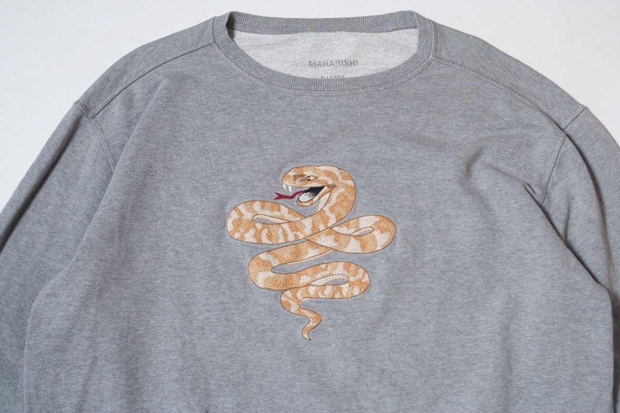 Maharishi Maharishi Embroidered Vintage Snake Adder Sweatshirt Size US XL / EU 56 / 4 - 2 Thumbnail