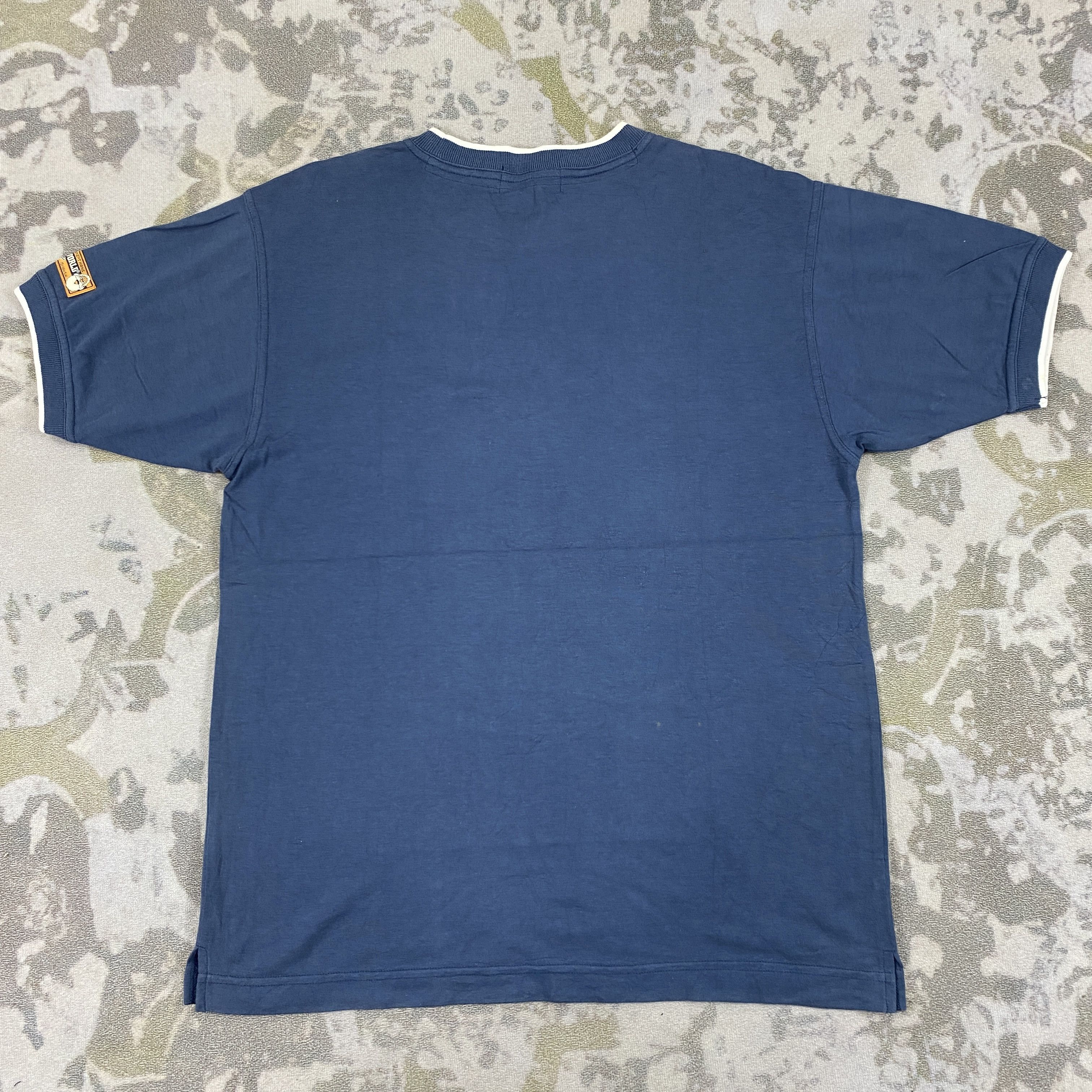 Japanese Brand Vintage Santa World Large T Shirt -B067 Size US L / EU 52-54 / 3 - 2 Thumbnail