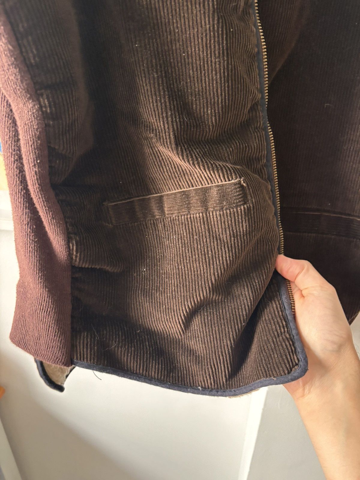 Vintage Vintage Brown Corduroy Shearling Vest Size US L / EU 52-54 / 3 - 5 Thumbnail