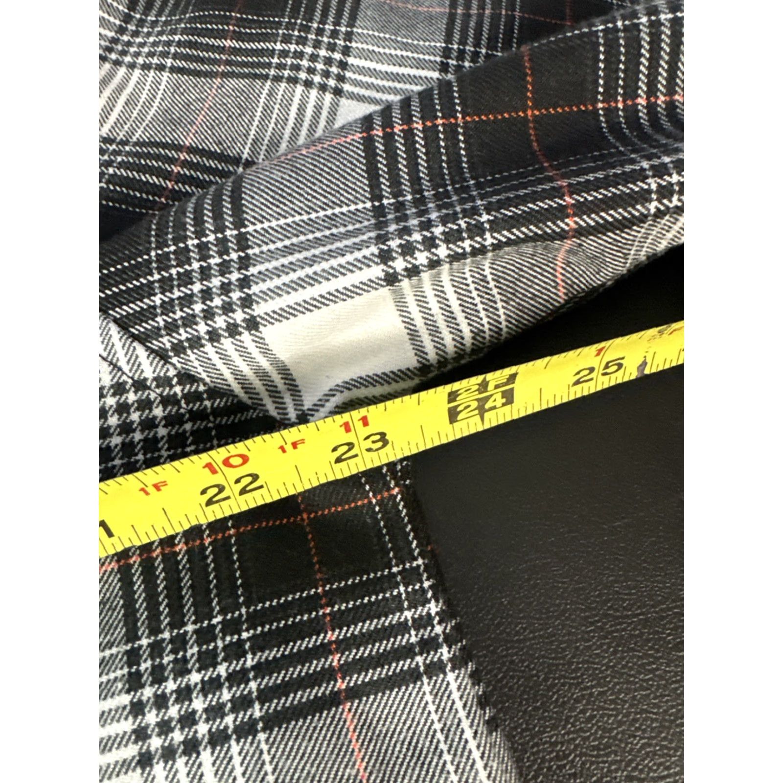CO Dixxon Flannel Co The Arthur Plaid Snap Long Sleeve Shirt Men’s L Black White Mens Shirt Size US L / EU 52-54 / 3 - 7 Thumbnail