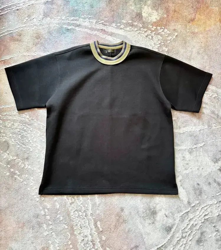 Sz 4 Undercover Special Neck Tee