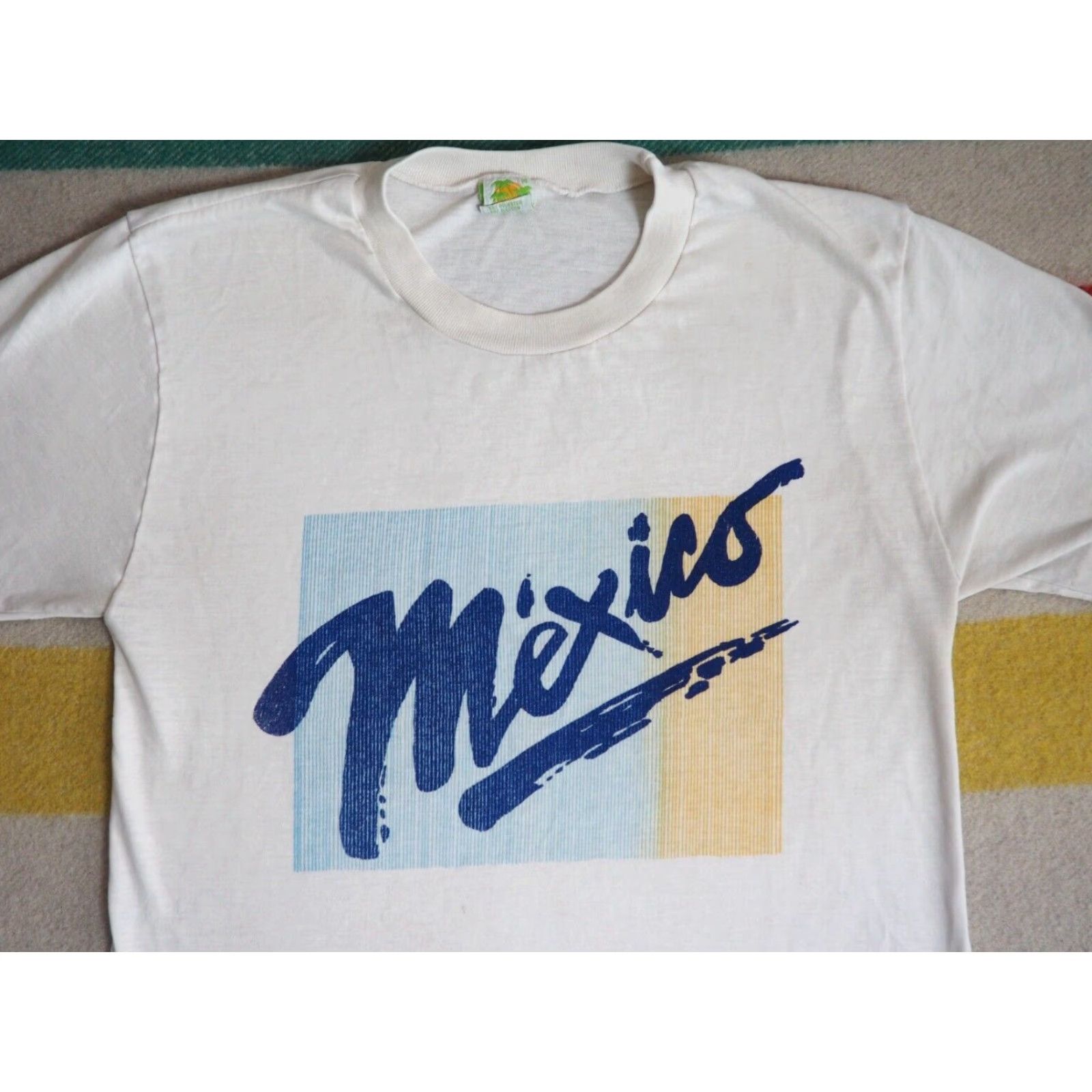 Vintage VTG 80s 90s Mexico Beach Ocean Tee T-Shirt Mens M Beige 50/50 Cotton Blend Graphic Shirt Size US M / EU 48-50 / 2 - 3 Thumbnail