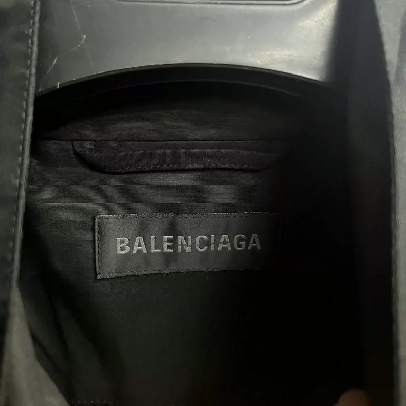 Balenciaga Balenciaga Black Logo monogram printed zip-up sunscreen ja Size US S / EU 44-46 / 1 - 4 Thumbnail